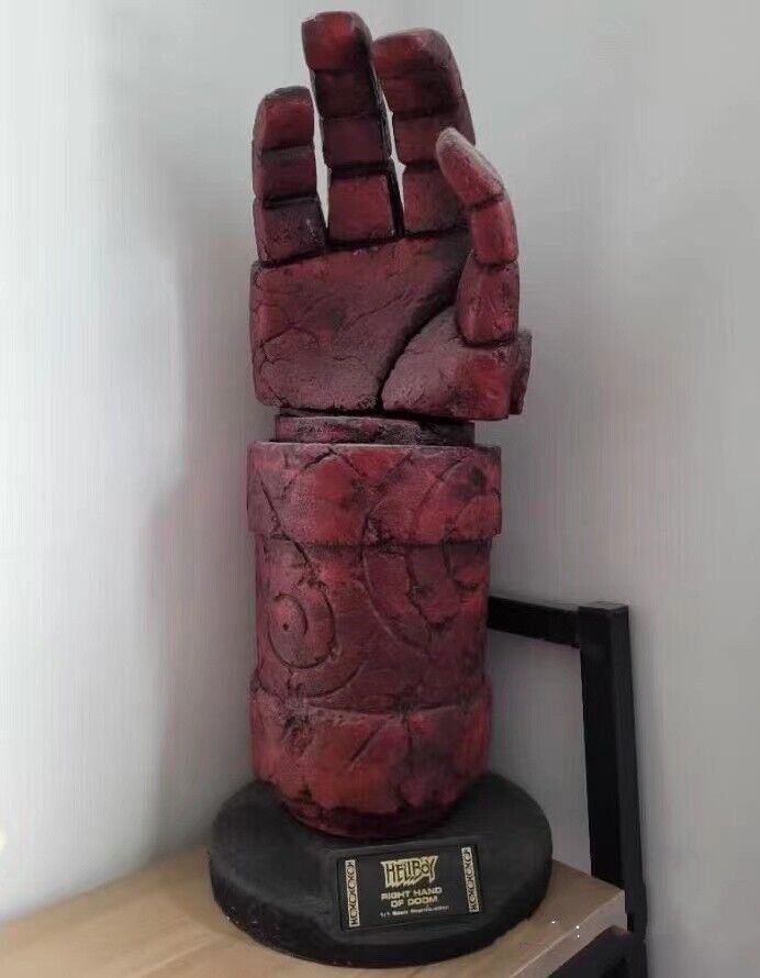 In stock New Hellboy 1:1 The Right Hand Of Doom Prop Statue Display Resin
