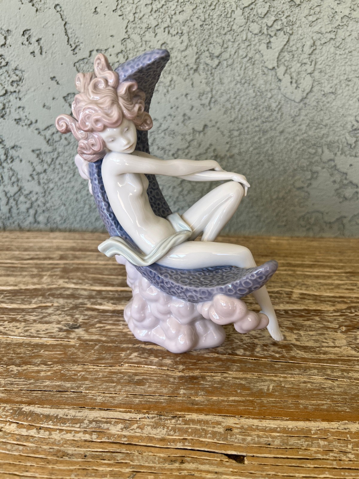 Rare Vintage Lladro Moon Glow Girl Porcelain Figurine 1983-1987 Retired 7" Tall Rare Vintage Lladro Moon Glow Girl Porcelain Figurine 1983-1987 Retired 7" Tall