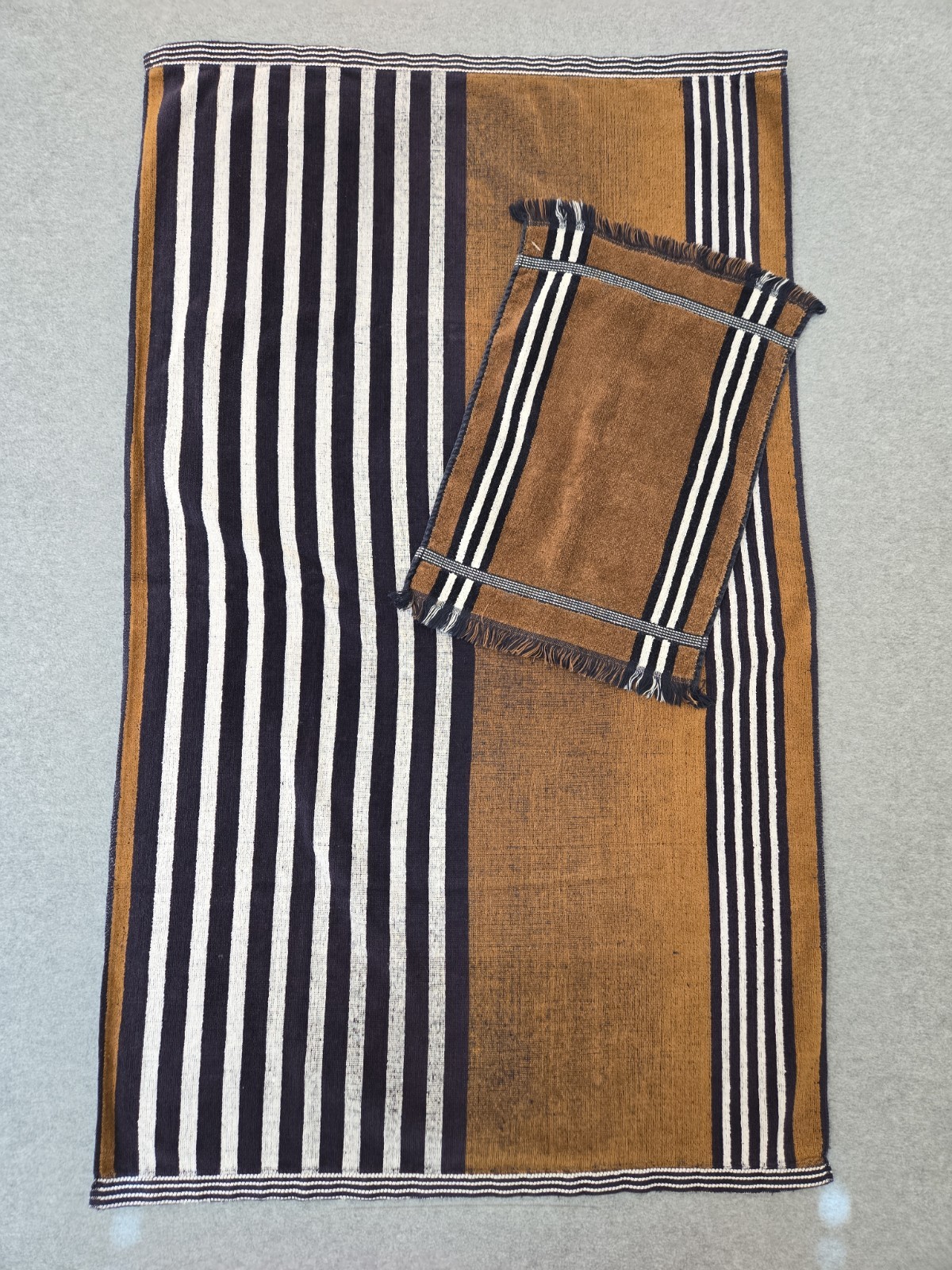 Vtg Fieldcrest Bath + Hand Towels Color Block Blue Brown Stripes MCM Fringed Vtg Fieldcrest Bath + Hand Towels Color Block Blue Brown Stripes MCM Fringed