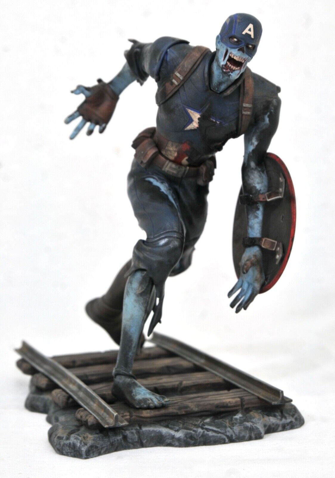 Diamond Select Zombie Captain America First Gallery Diorama, What If...?