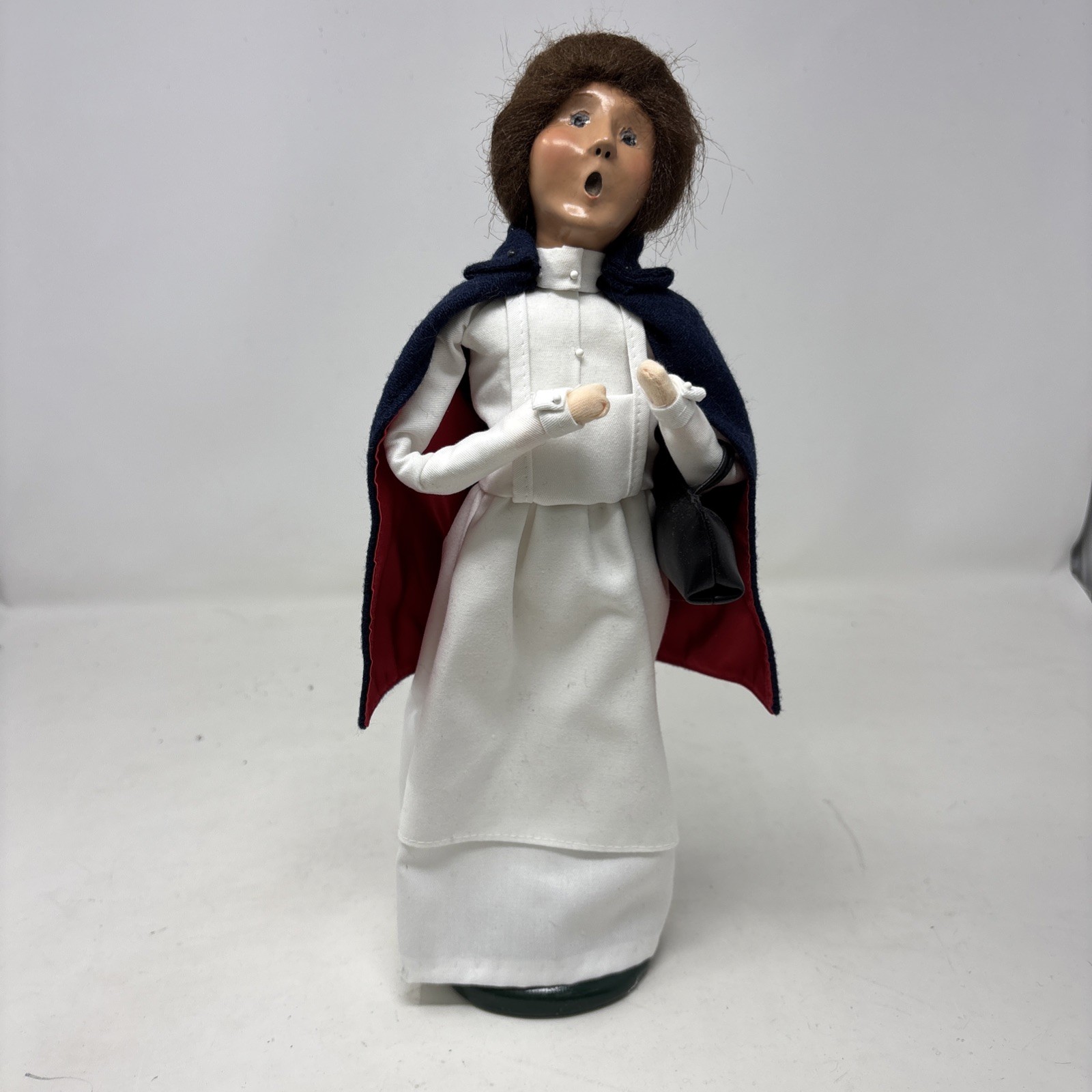 Vintage 1998 Byers Choice Ltd. Retired The Carolers Blond Nurse with Dr. Bag Vintage 1998 Byers Choice Ltd. Retired The Carolers Blond Nurse with Dr. Bag
