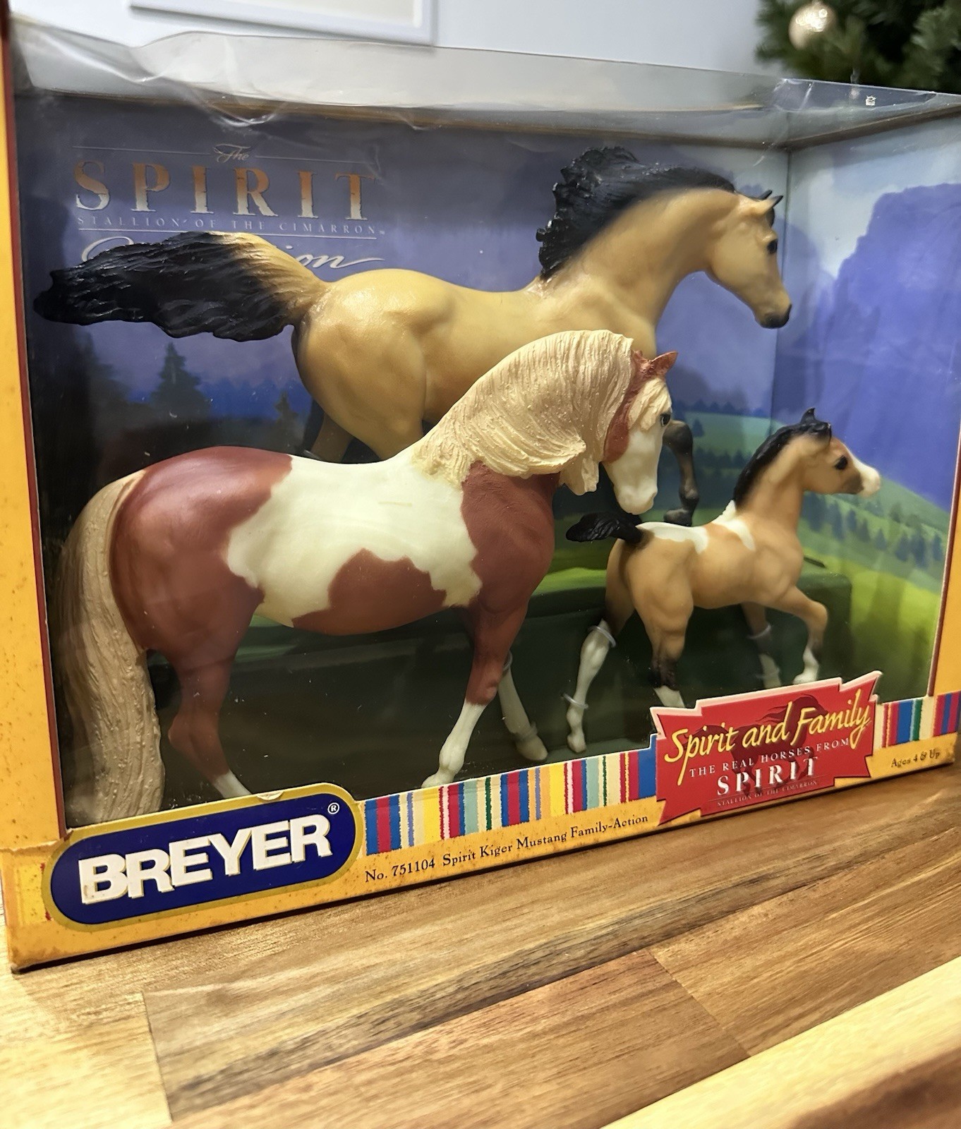 2002 Breyer Spirit and Family Collection 751104 New in Box 2002 Breyer Spirit and Family Collection 751104 New in Box