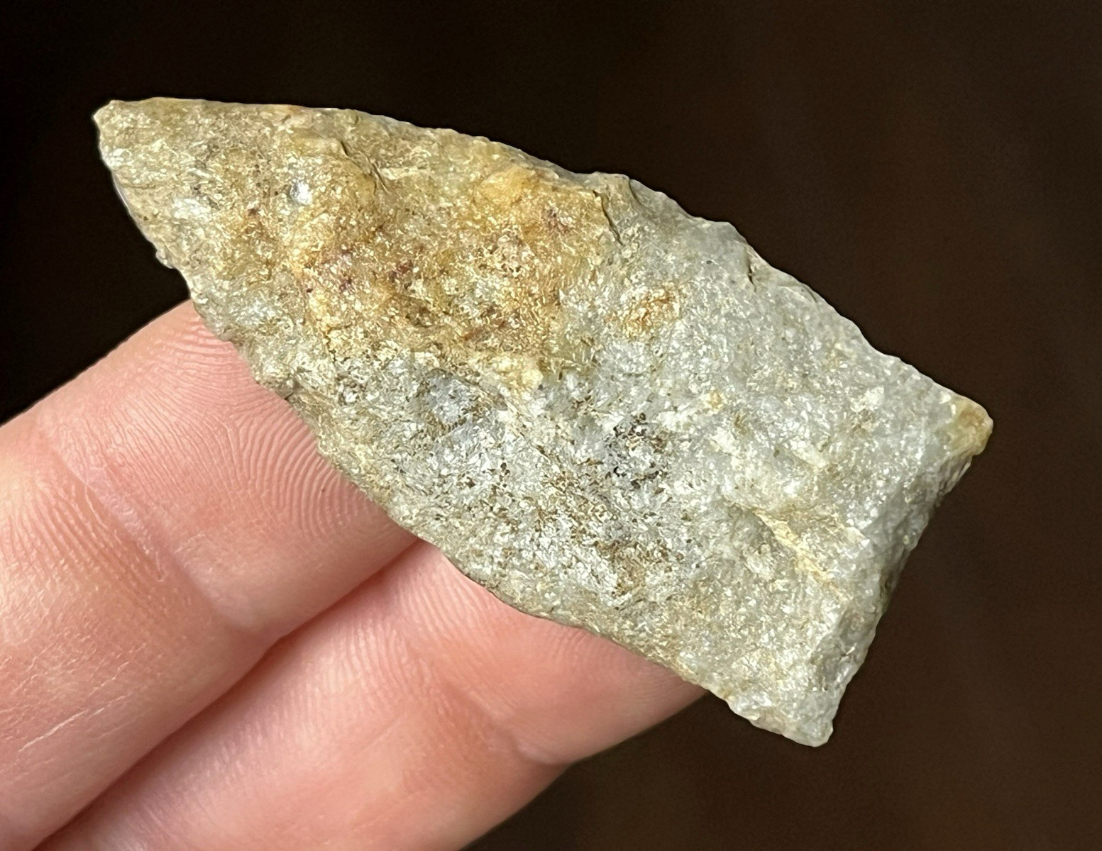 COLORFUL COLORADO LATE PALEO STEMMED POINT ARROWHEAD AUTHENTIC ARTIFACT JB2 COLORFUL COLORADO LATE PALEO STEMMED POINT ARROWHEAD AUTHENTIC ARTIFACT JB2