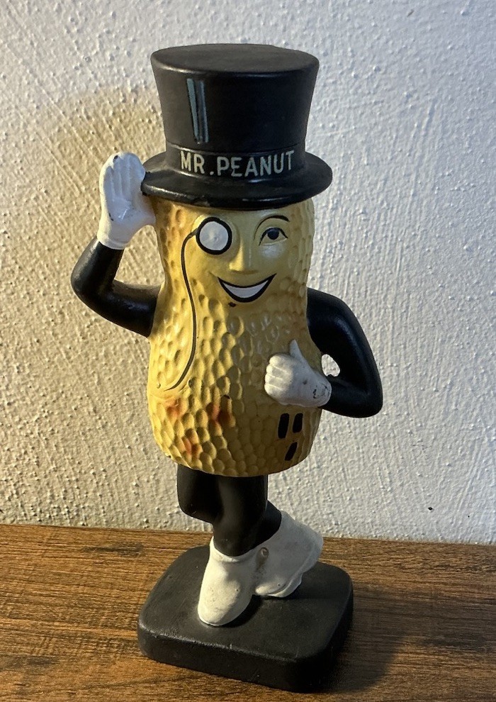 Vintage 1960’s MR. PEANUT Advertising Nodder/Bobblehead, 7” Tall, NM Vintage 1960’s MR. PEANUT Advertising Nodder/Bobblehead, 7” Tall, NM