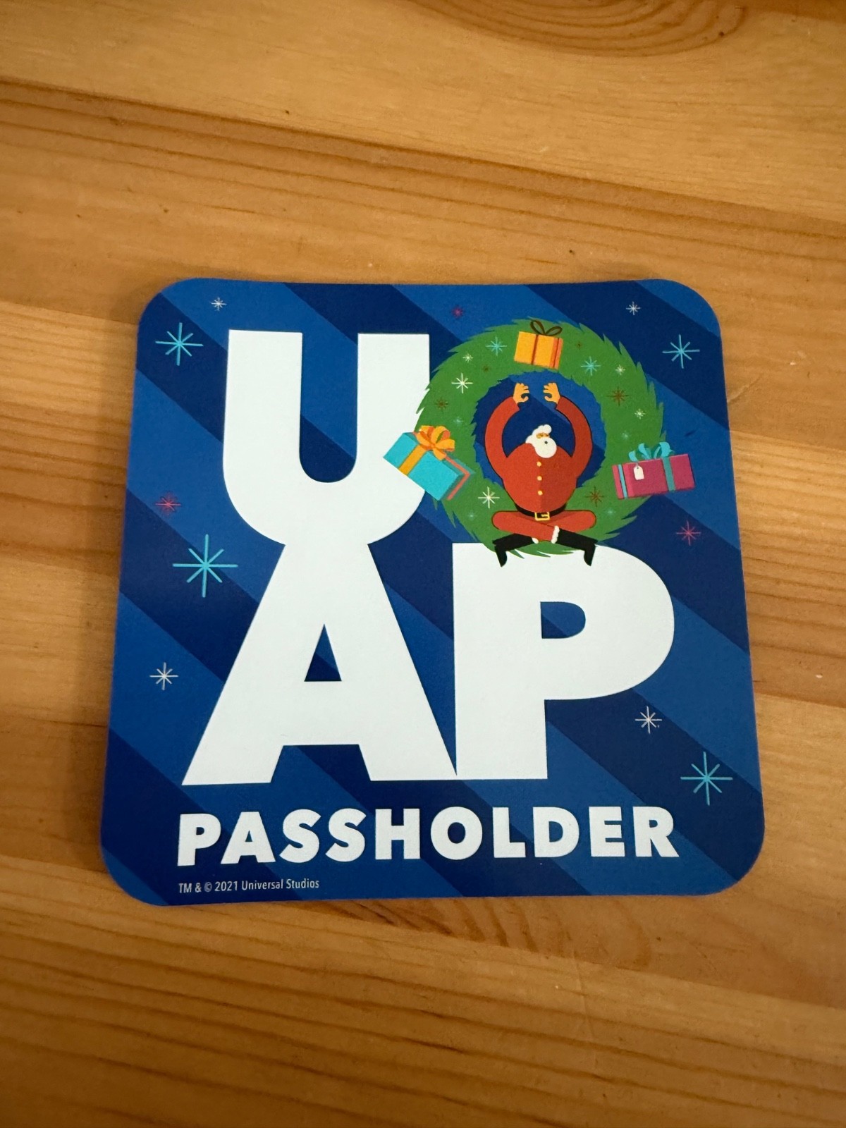 UOAP Universal Orlando Passholder Magnet Holiday Christmas UOAP Universal Orlando Passholder Magnet Holiday Christmas