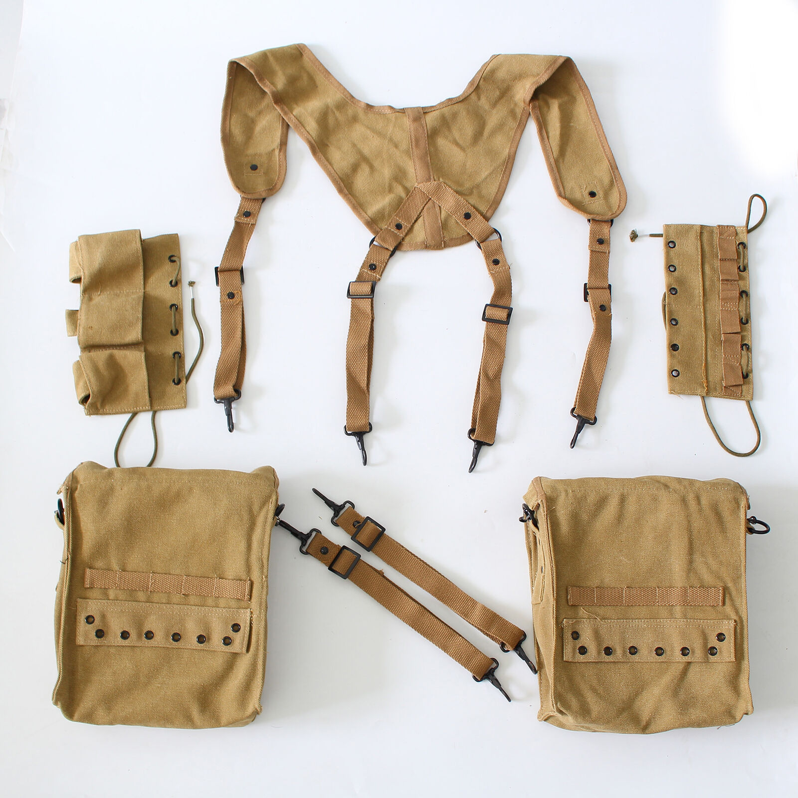 WW2 US Individual Medic Combat Field Kit Bags WWII Suspenders Cantles Equipment
