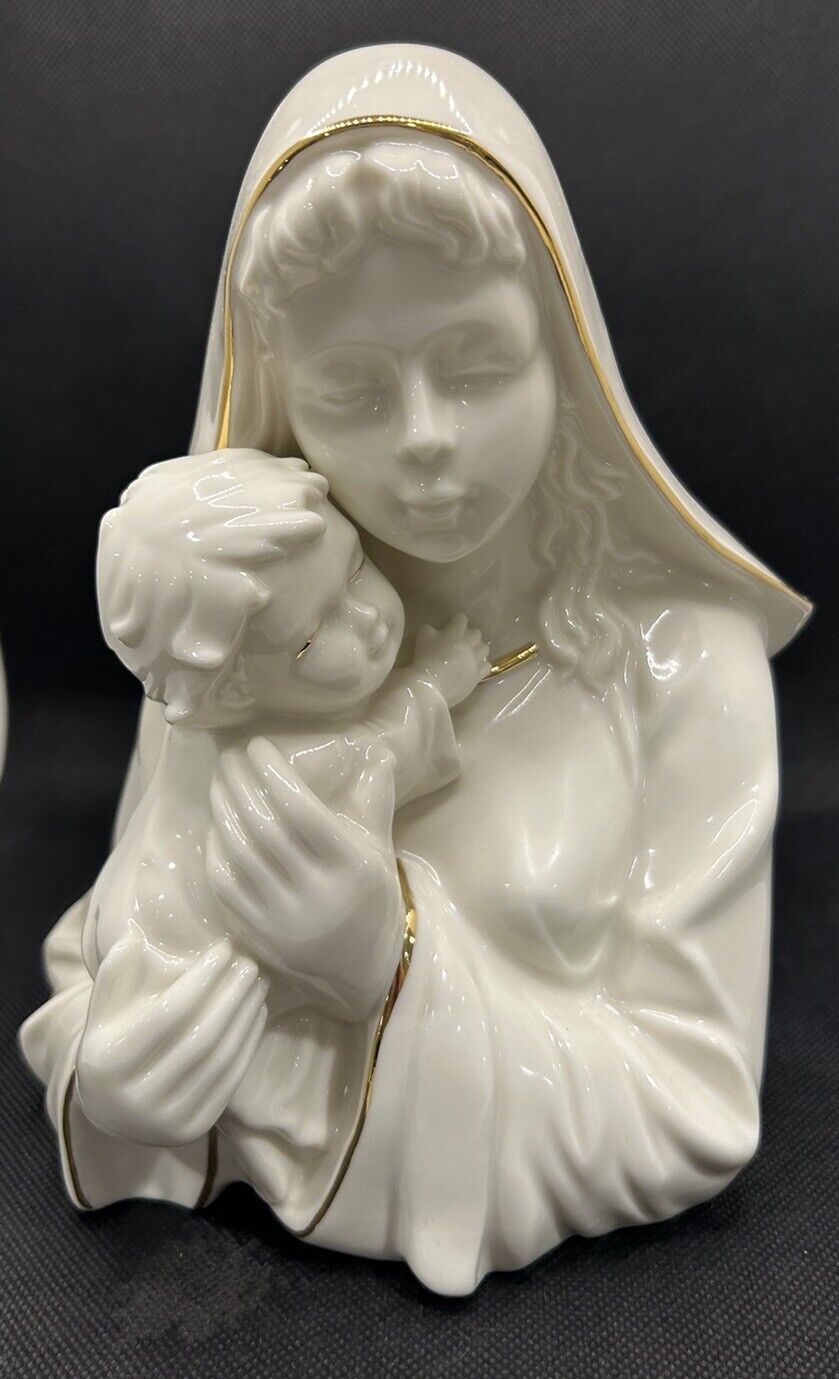 Mikasa Fine Porcelain Madonna and Child Figurine #FK001-950