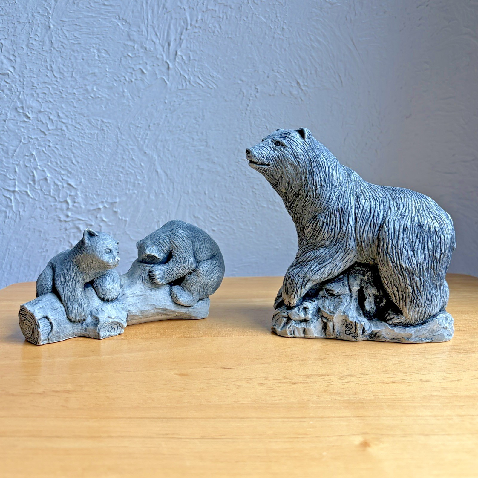 Glacial Ice Age Sculptures Grizzly Bears Hand Carved Volcanic Ash Vintage 1985