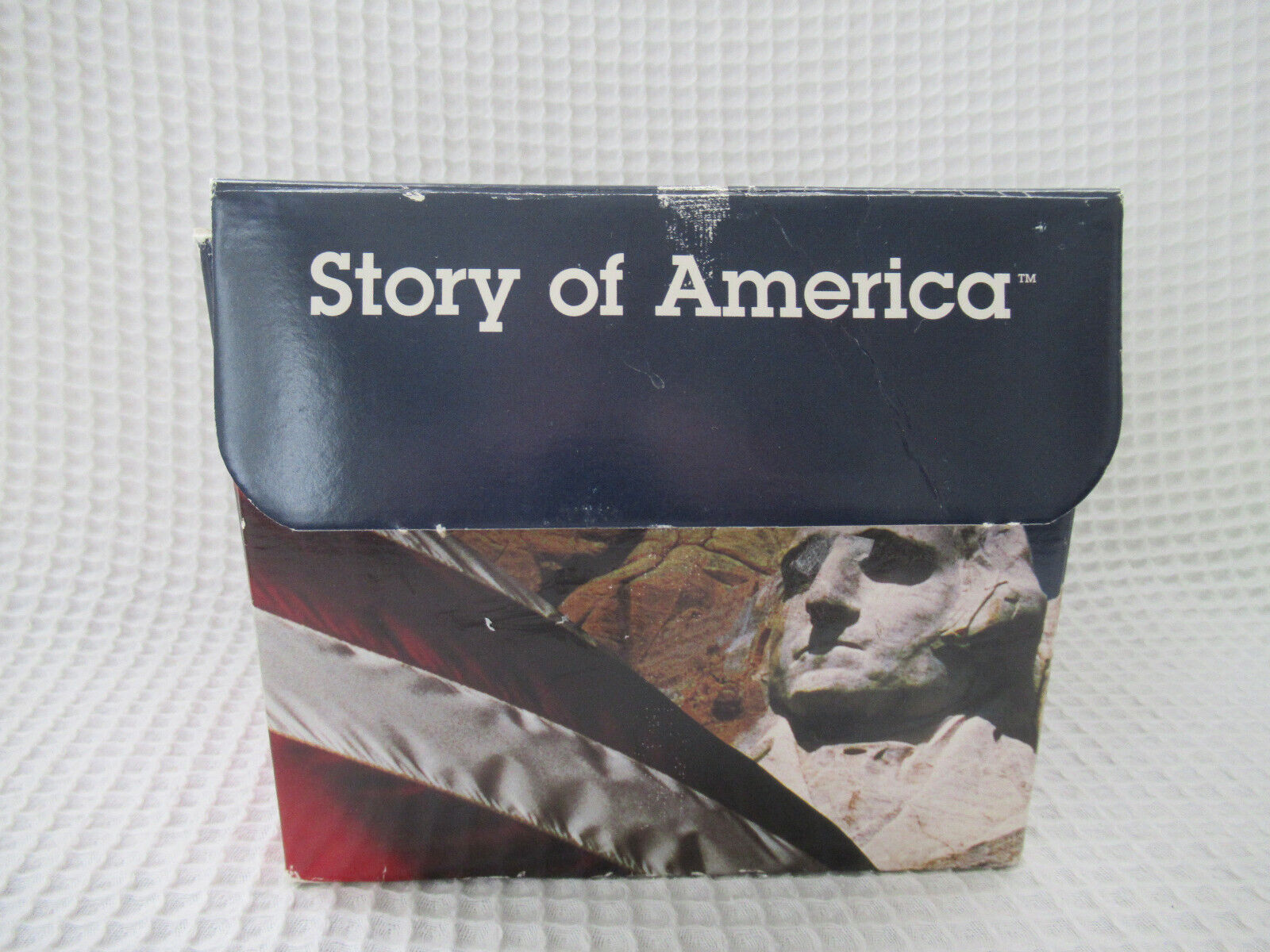 VTG STORY OF AMERICA GROLIER LOT OF 530 & EXTRAS WITH BOX PREOWNED