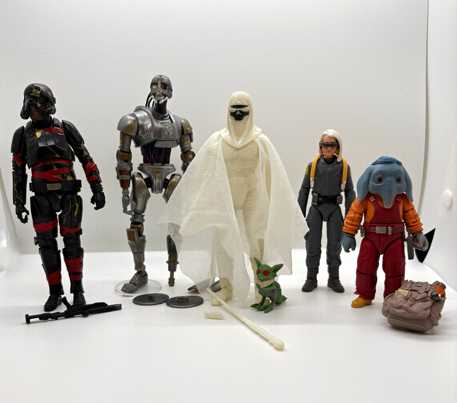 Hasbro Star Wars Black Series Lot - Halloween Royal Guard Night Trooper Skeleton Hasbro Star Wars Black Series Lot - Halloween Royal Guard Night Trooper Skeleton