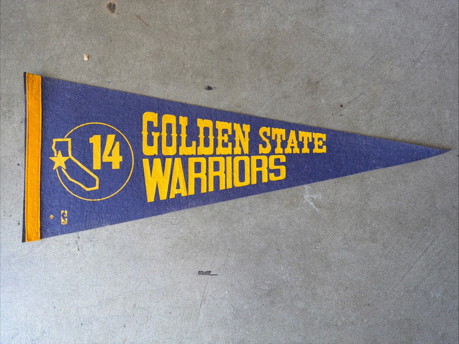 Vintage 1970s GOLDEN STATE WARRIORS Full Size Pennant NBA Basketball Vintage 1970s GOLDEN STATE WARRIORS Full Size Pennant NBA Basketball