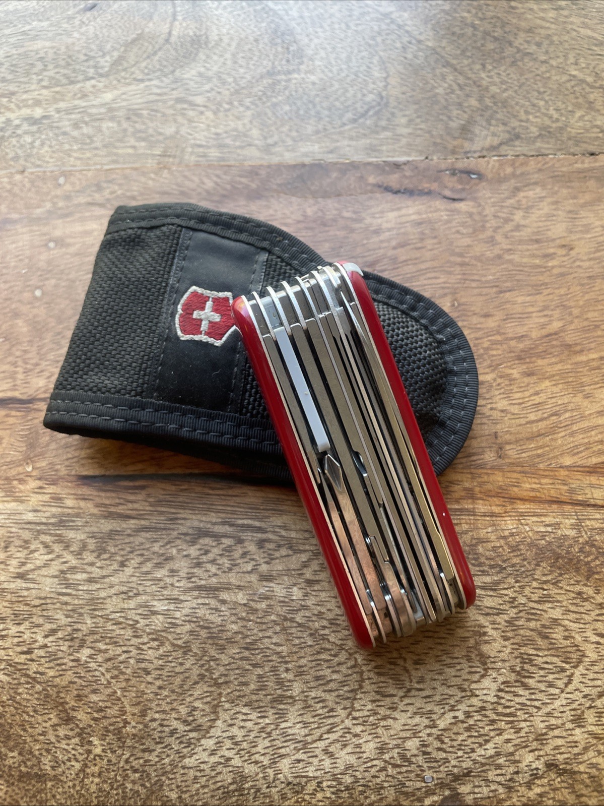 Victorinox Champion C 1.6783 Swiss Army Knife 91mm 1986-90 W/ Sheath Vintage Victorinox Champion C 1.6783 Swiss Army Knife 91mm 1986-90 W/ Sheath Vintage