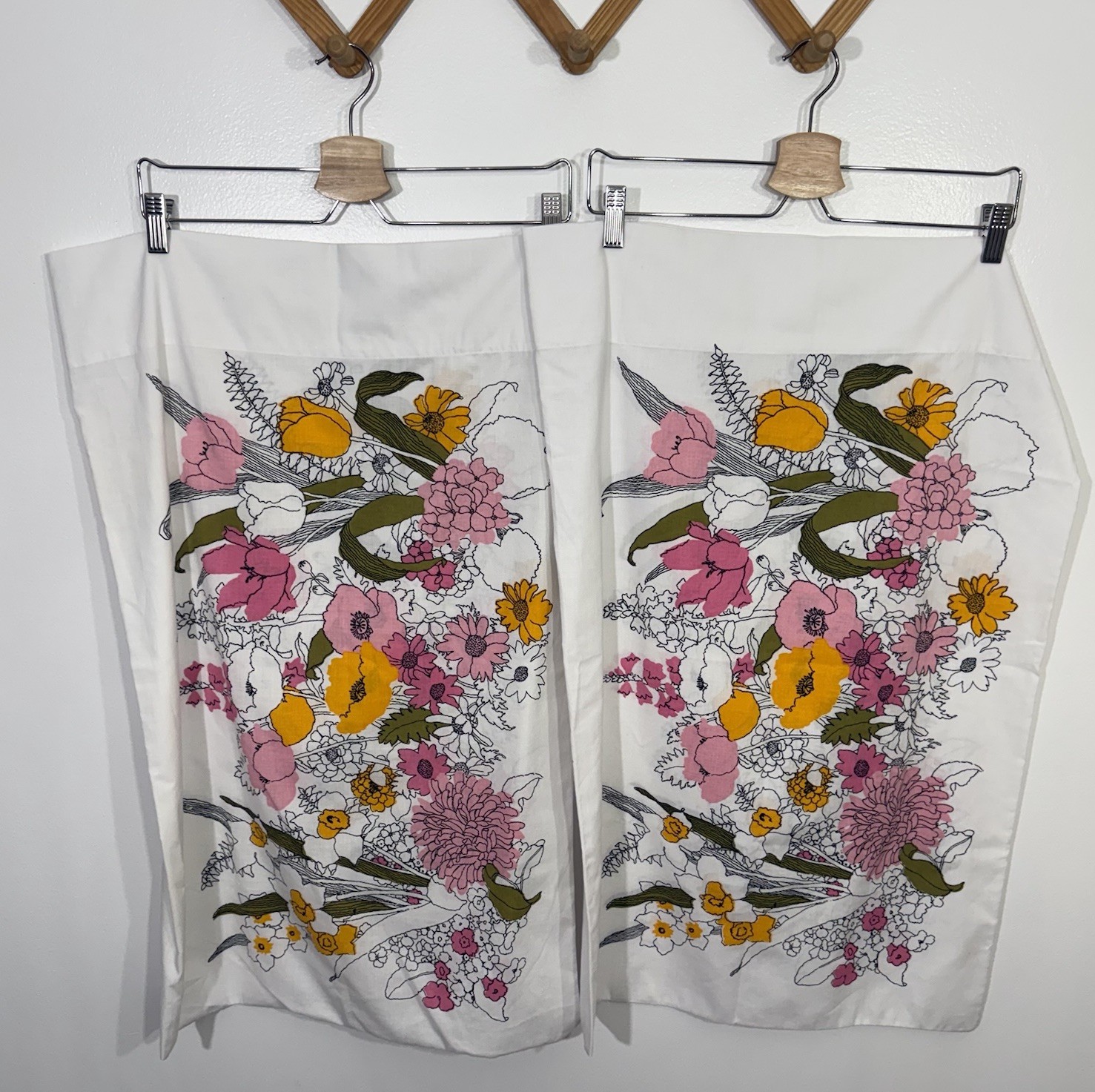Vintage Pillowcase Lot King Flower Power Pastel Vintage Pillowcase Lot King Flower Power Pastel