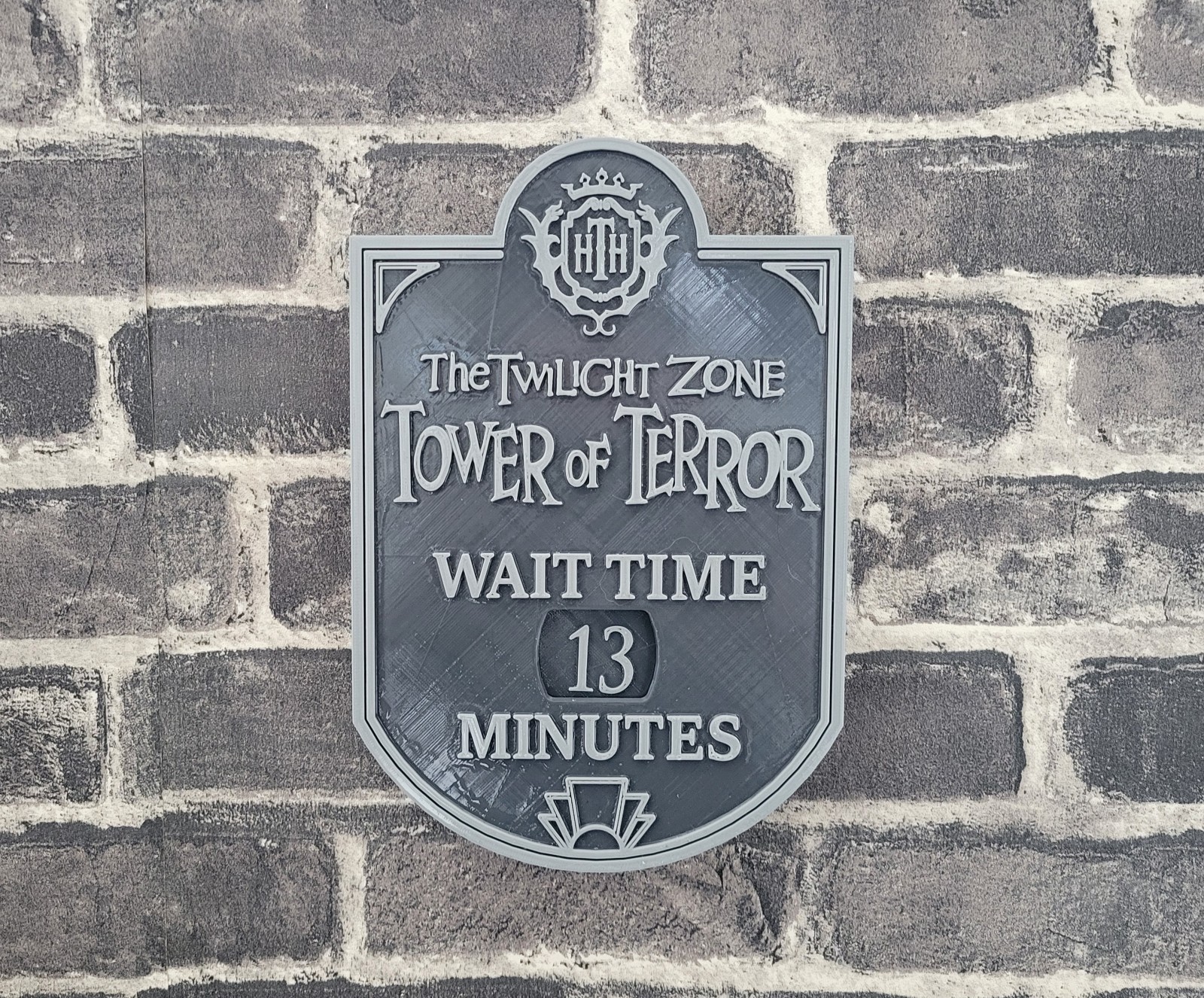 7.5 x 5 inches Tower of Terror Wait Time Sign Plaque - Disneyland Disney World 7.5 x 5 inches Tower of Terror Wait Time Sign Plaque - Disneyland Disney World