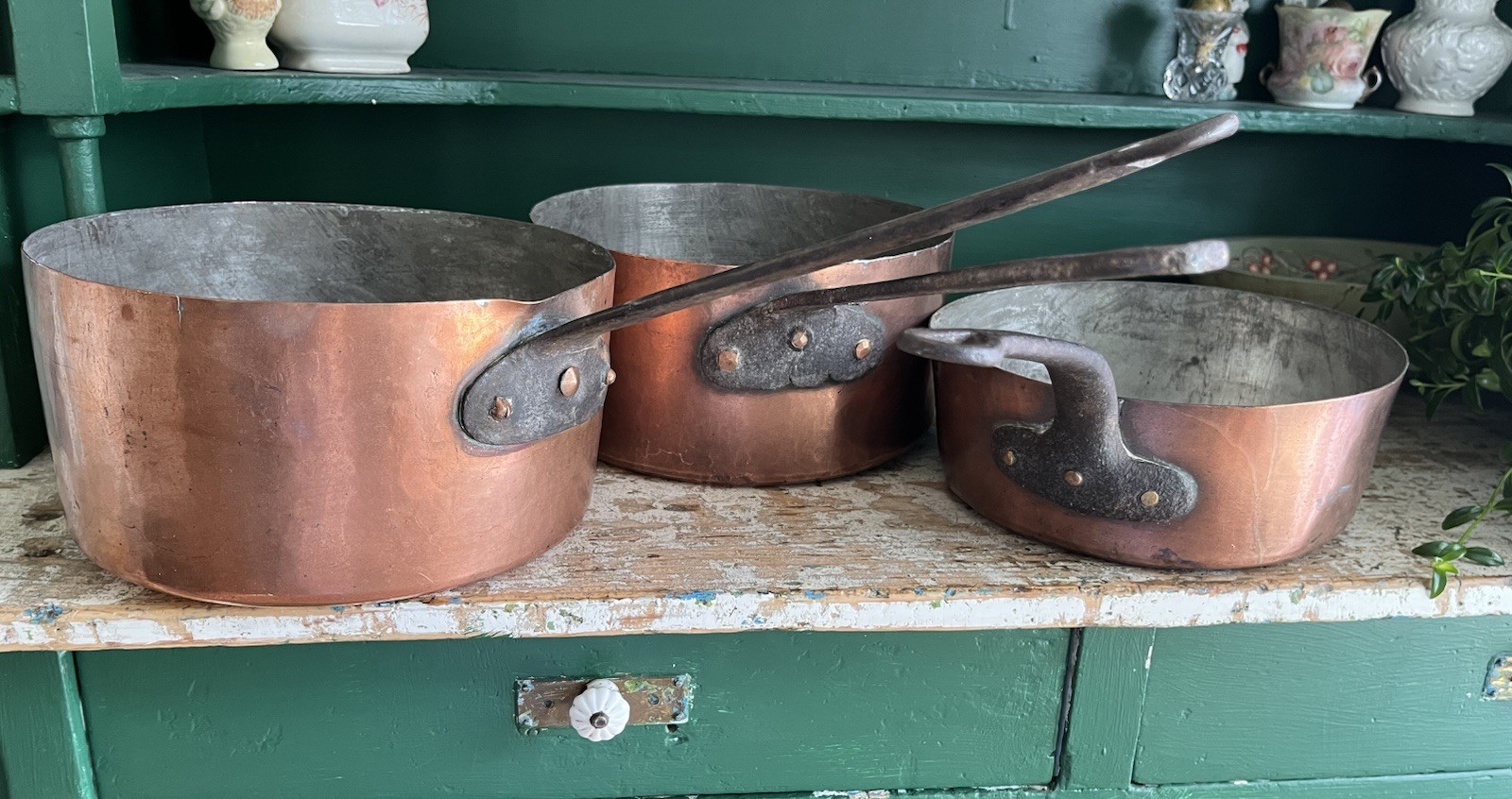 Antique French Copper Cooking Pots & Sauce Pan Forged Handles Patina Lot Of 3 Antique French Copper Cooking Pots & Sauce Pan Forged Handles Patina Lot Of 3