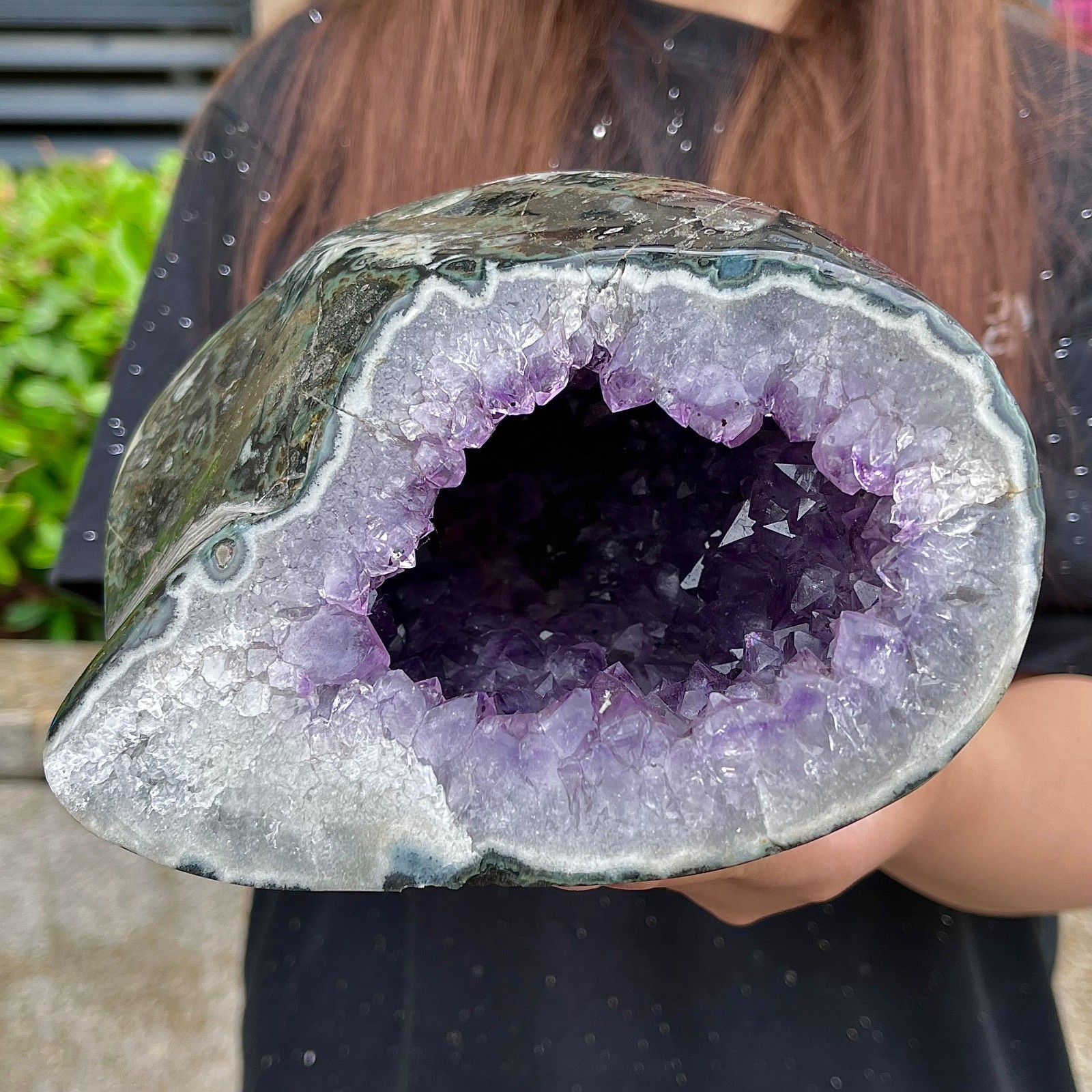 5.31LB Rare and high-quality money bags attract wealth with amethyst crystals 5.31LB Rare and high-quality money bags attract wealth with amethyst crystals