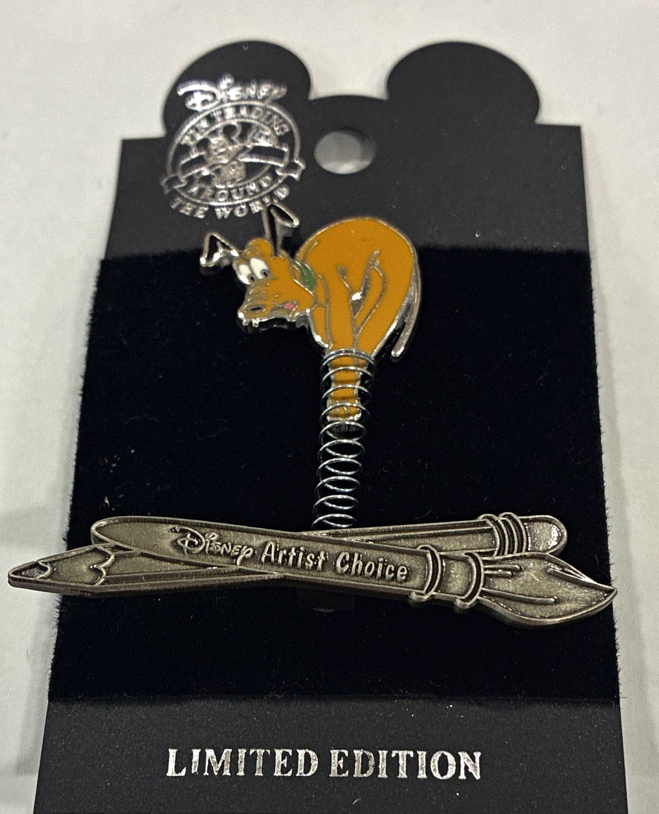 Disney Pluto Artist Choice Limited Edition Dangle Pin Single Disney Pluto Artist Choice Limited Edition Dangle Pin Single