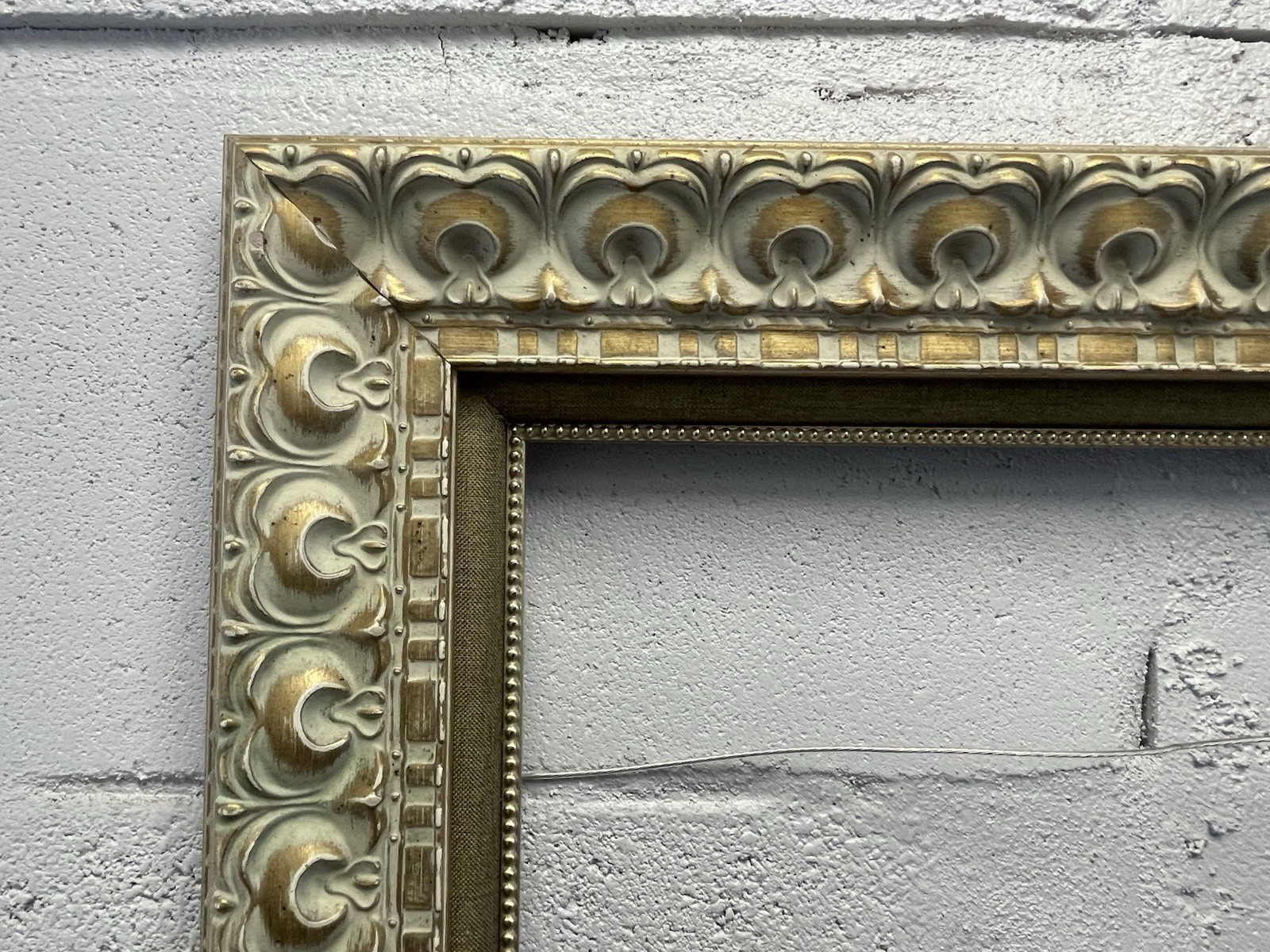 Artistree Intricate Custom Ornate Gold Gilt Green Matte 16X20 Picture Frame