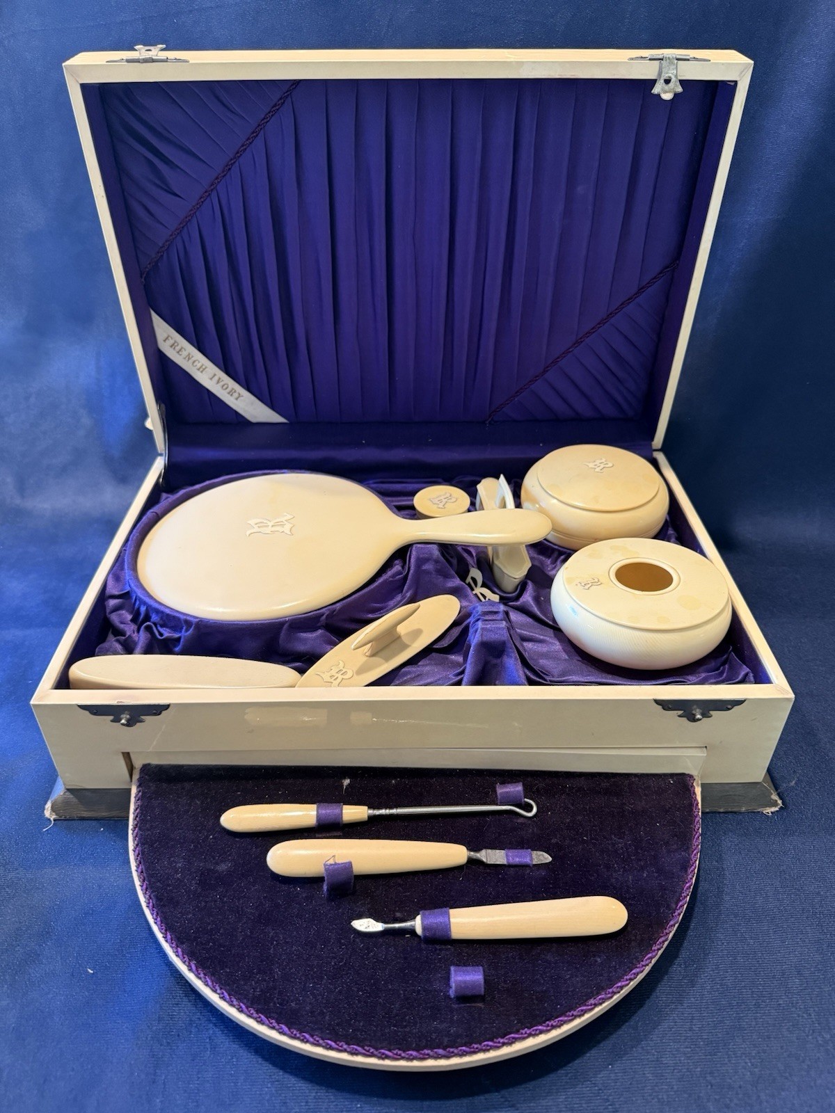 Antique 1920s French Ivory Celluloid Vanity Set Monogram R Original Case 10pc Antique 1920s French Ivory Celluloid Vanity Set Monogram R Original Case 10pc