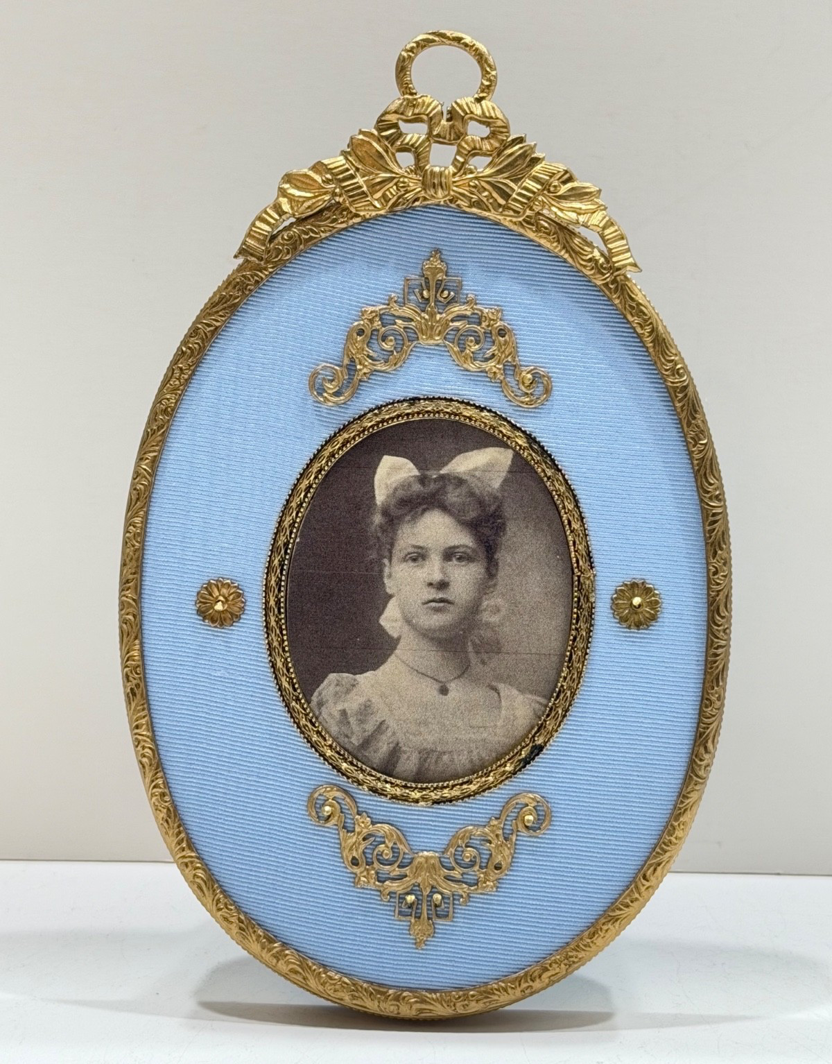 ANTIQUE C1900 PICTURE FRAME (3 3/4 "X 6 ")
