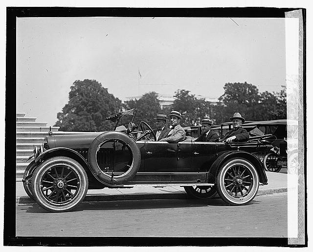 Pat Crowe,auto,7/28/22,July 1922,Automobile,Patrick Thomas Crowe,Frank Roberts Pat Crowe,auto,7/28/22,July 1922,Automobile,Patrick Thomas Crowe,Frank Roberts