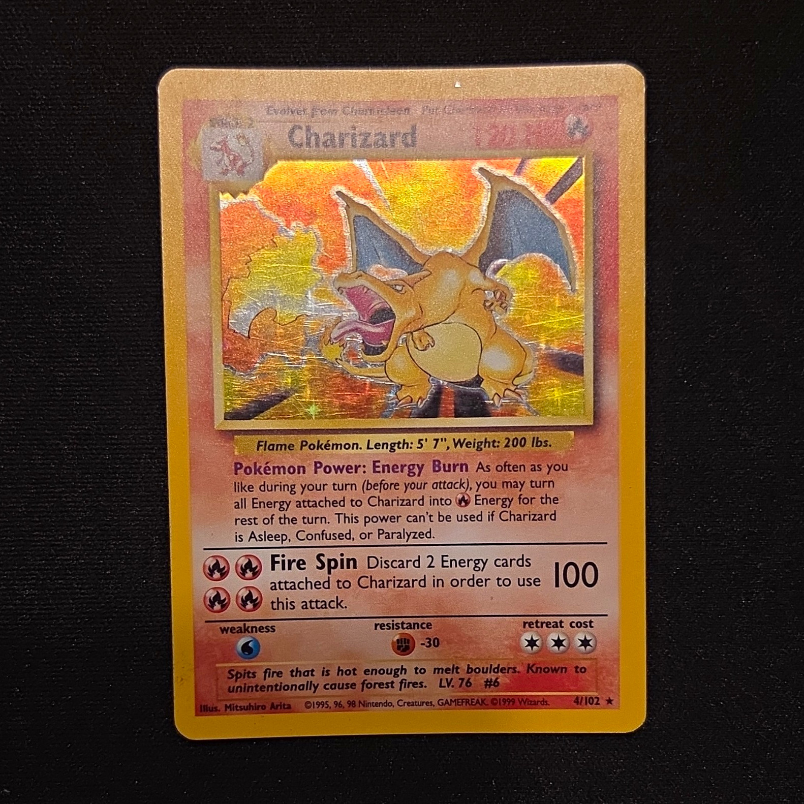 Wizards 1999 Pokémon Base Set Charizard Holo 4/102 English - MP Wizards 1999 Pokémon Base Set Charizard Holo 4/102 English - MP