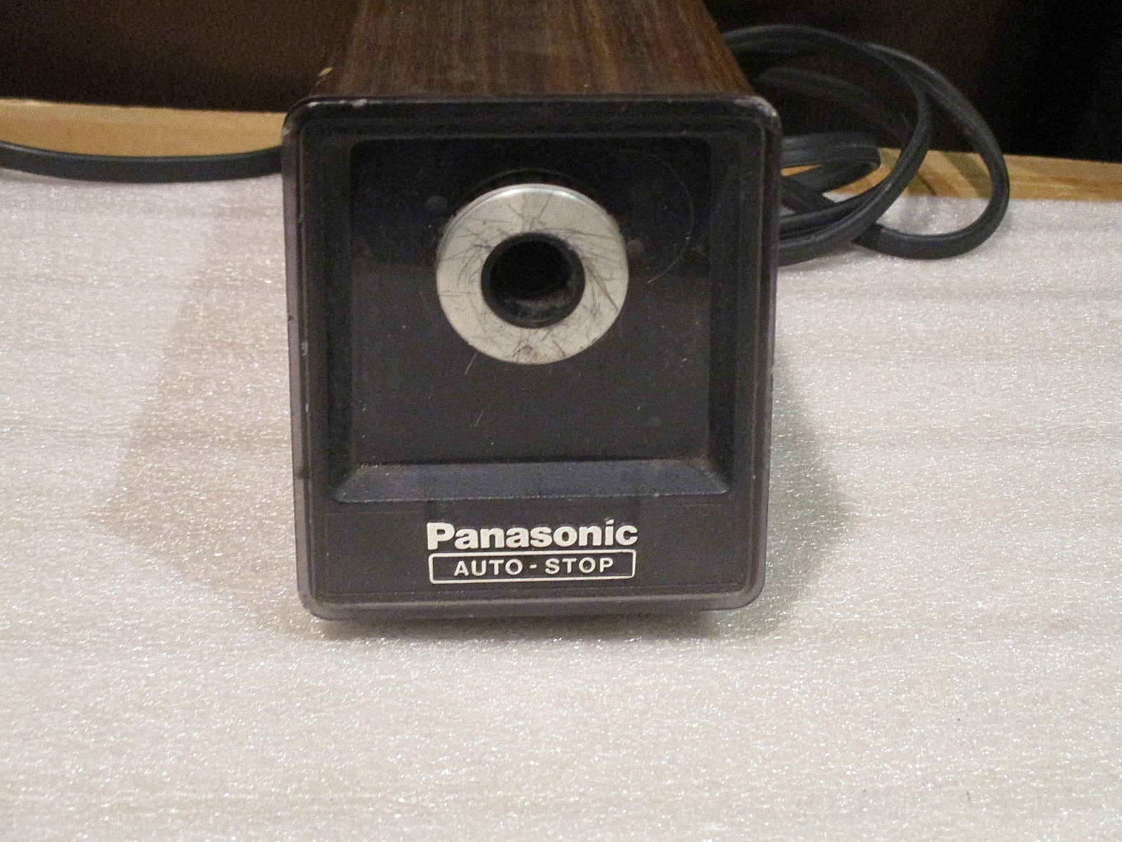 VINTAGE PANASONIC AUTO-STOP PART# KP-77 ELECTRIC PENCIL SHARPENER MADE IN JAPAN VINTAGE PANASONIC AUTO-STOP PART# KP-77 ELECTRIC PENCIL SHARPENER MADE IN JAPAN