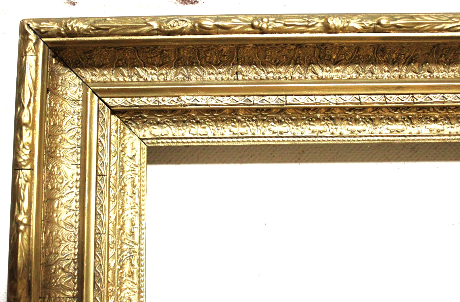 ANTIQUE FITS 8 X 10 PICTURE FRAMES GOLD GILT AESTHETIC WOOD VICTORIAN FINE ART ANTIQUE FITS 8 X 10 PICTURE FRAMES GOLD GILT AESTHETIC WOOD VICTORIAN FINE ART
