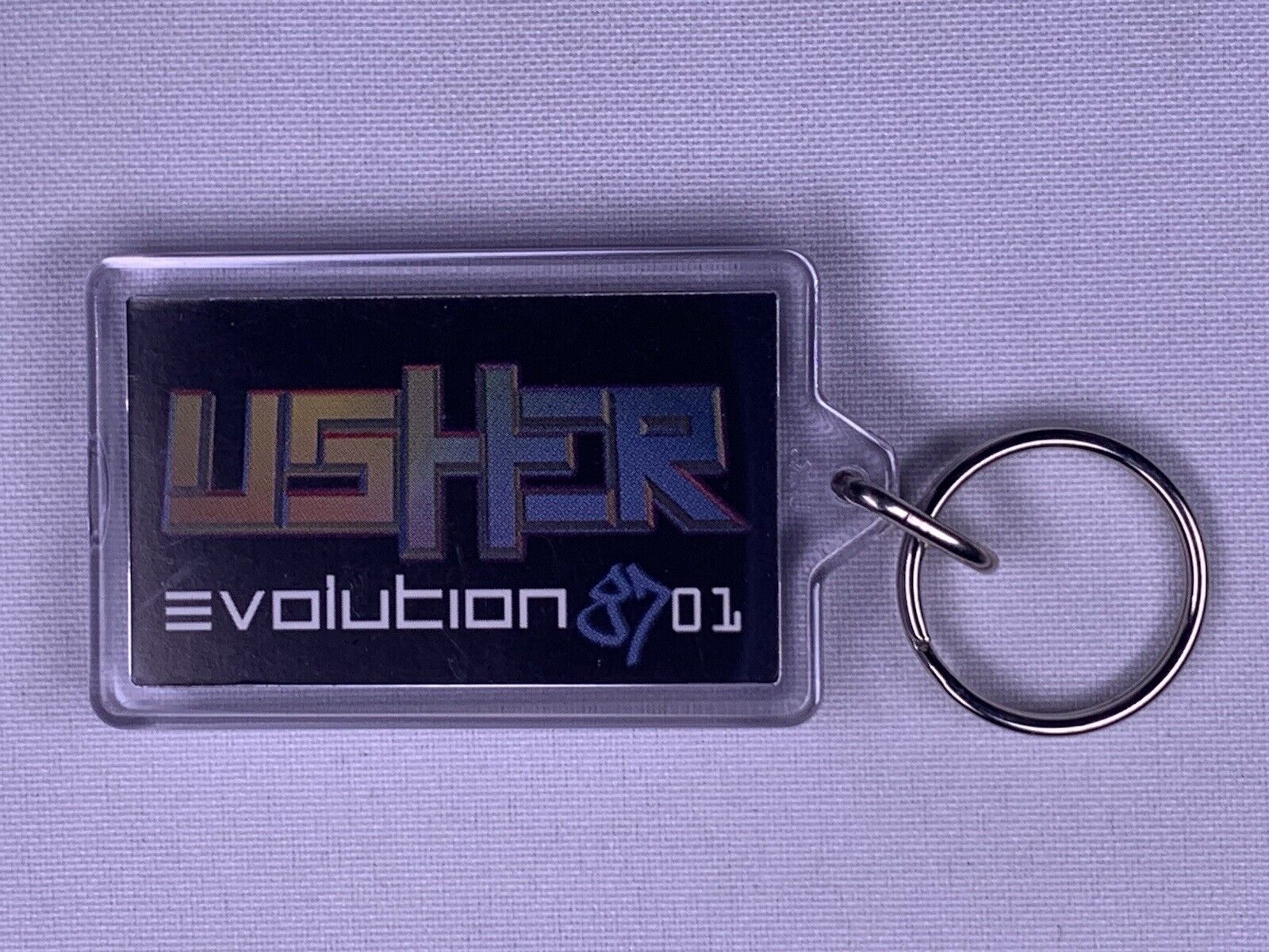 Usher Keyring Official Merchandise Evolution 8701 UK Tour 2002