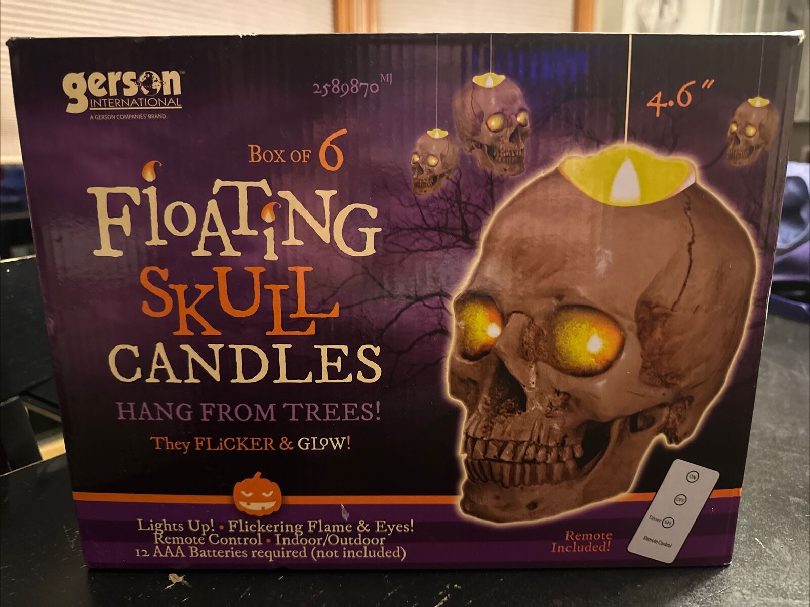 Gerson 2589870 Battery Operated Lighted Hanging Skulls with Remote Control