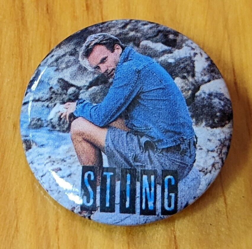 Vintage 1985 Sting solo button licensed pin 80s 1.25\