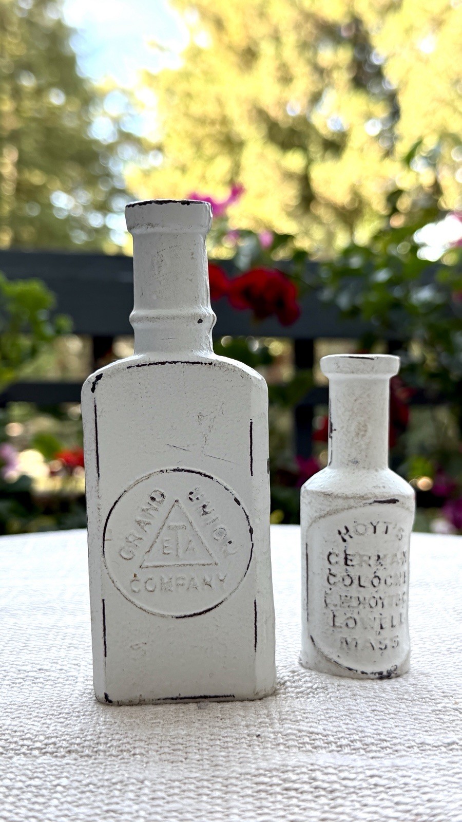 Rare Vintage Heavy Cast Iron Advertising Bottles Grand Union Hoyt’s Pair Decor Rare Vintage Heavy Cast Iron Advertising Bottles Grand Union Hoyt’s Pair Decor