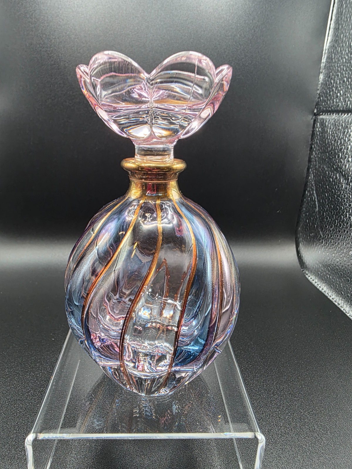 Vintage Italian "Illusions" 24% Lead Crystal Swirl Perfume Bottle Vintage Italian "Illusions" 24% Lead Crystal Swirl Perfume Bottle