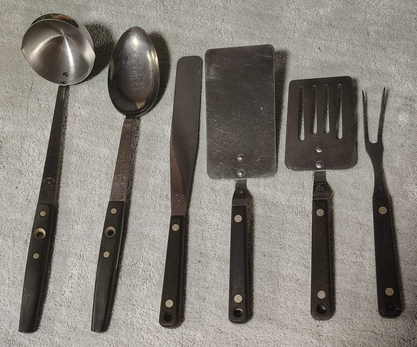 Vintage Flint Arrowhead / EKCO Stainless Utensils Set of 6 - Black Handles