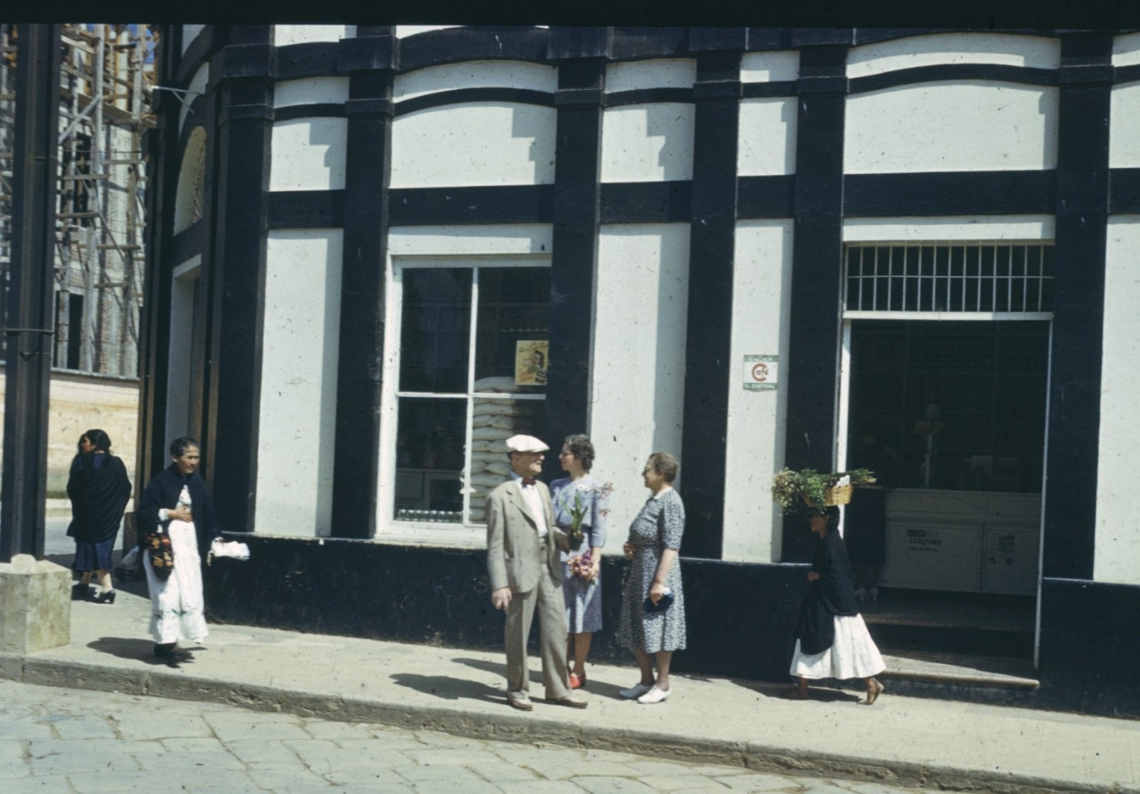 RARE 1941 pre-Revolution Guatemala slides (113) streets workers scenery banana RARE 1941 pre-Revolution Guatemala slides (113) streets workers scenery banana