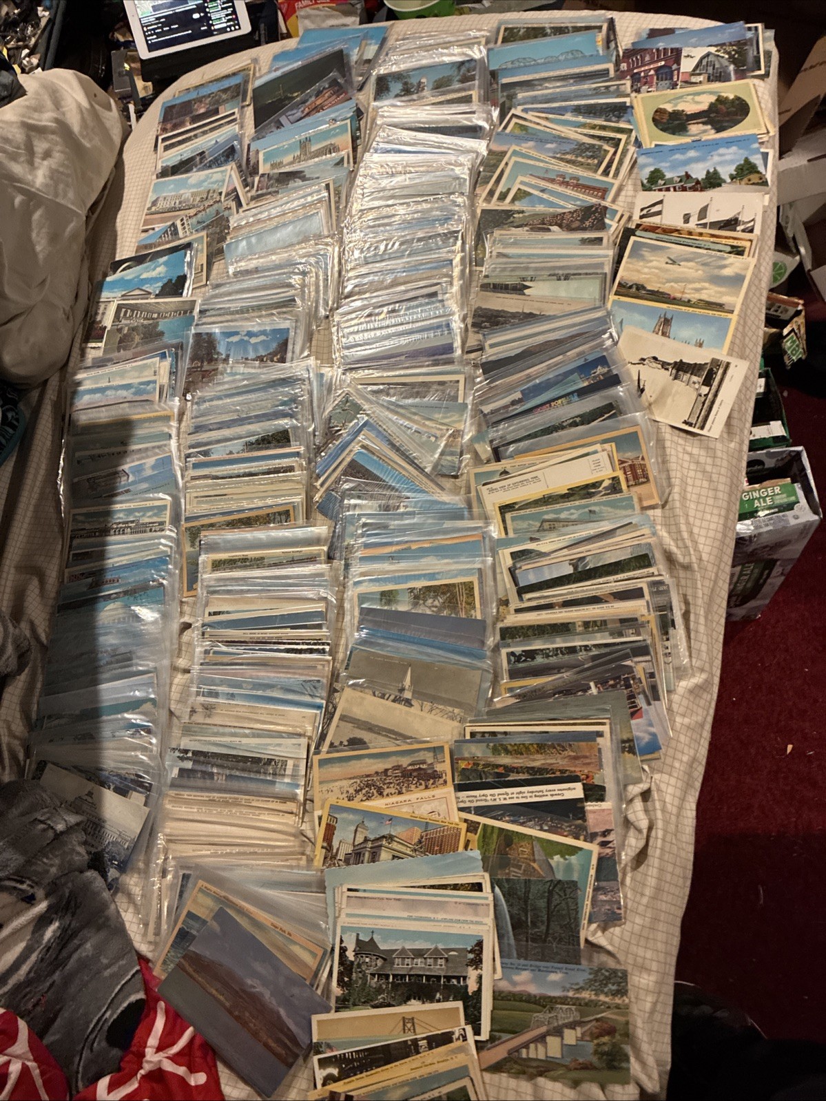 Postcard Large Lot Approx 700 Mixed Postcards Tons Plastic Sleeved-Jammed Packd Postcard Large Lot Approx 700 Mixed Postcards Tons Plastic Sleeved-Jammed Packd