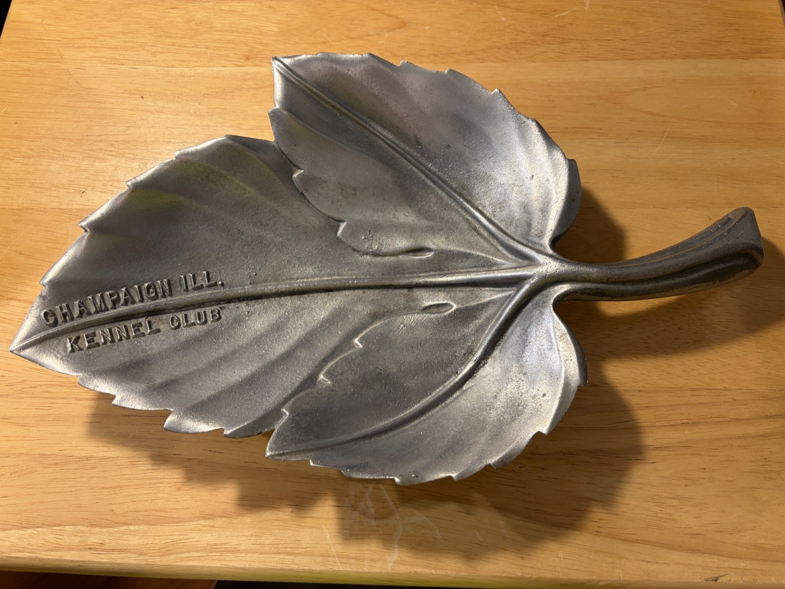 Vintage 1950's Cast Aluminum Leaf Shaped Award - Champaign ILL Kennel Club,  VGC