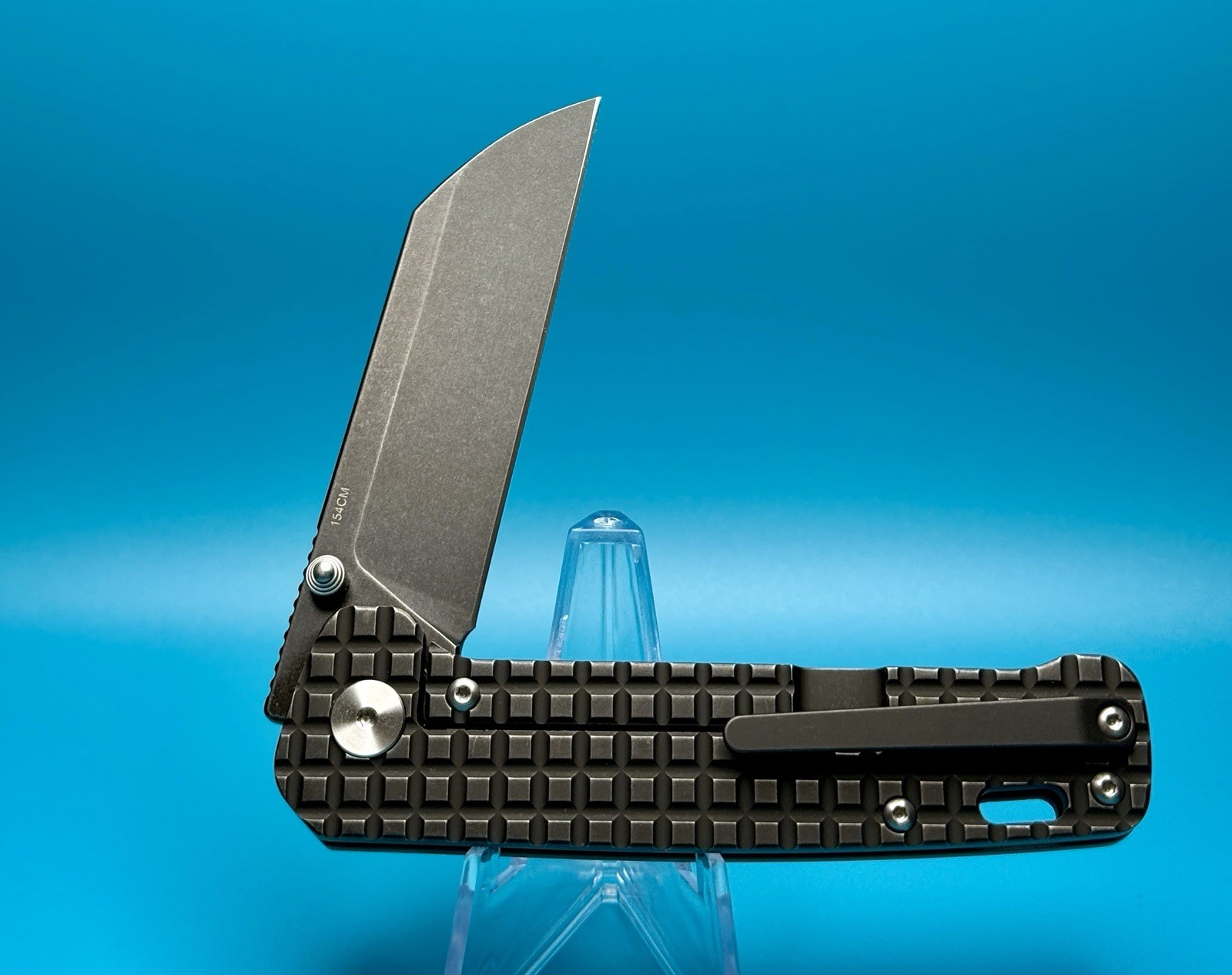 QSP Penguin Frame Lock Knife 154CM Blade Blk Stonewashed FragTi Handle QS130OFRO QSP Penguin Frame Lock Knife 154CM Blade Blk Stonewashed FragTi Handle QS130OFRO