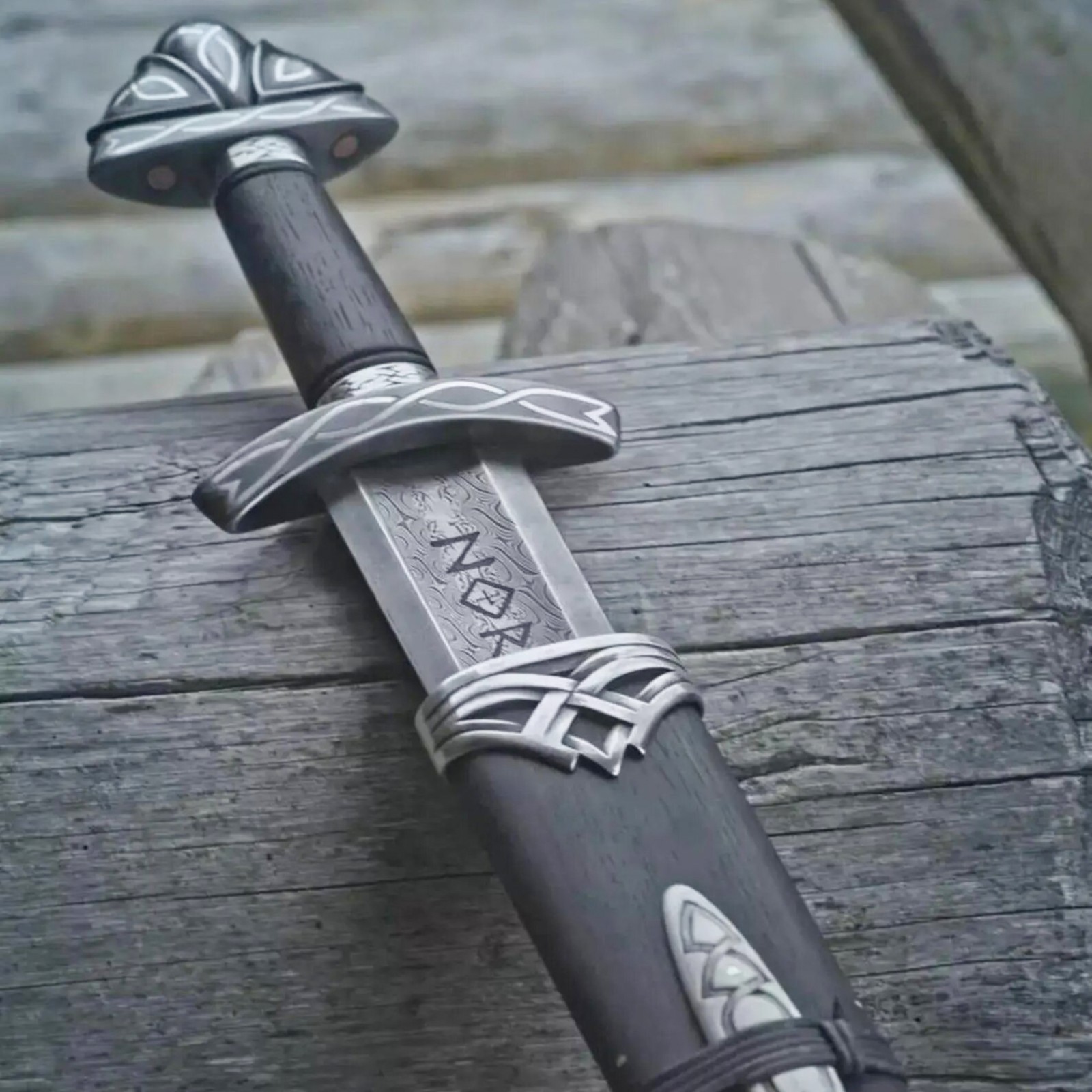 Hand Forged Damascus Steel Crusader Sword, Medieval Knight Display Collectible Hand Forged Damascus Steel Crusader Sword, Medieval Knight Display Collectible