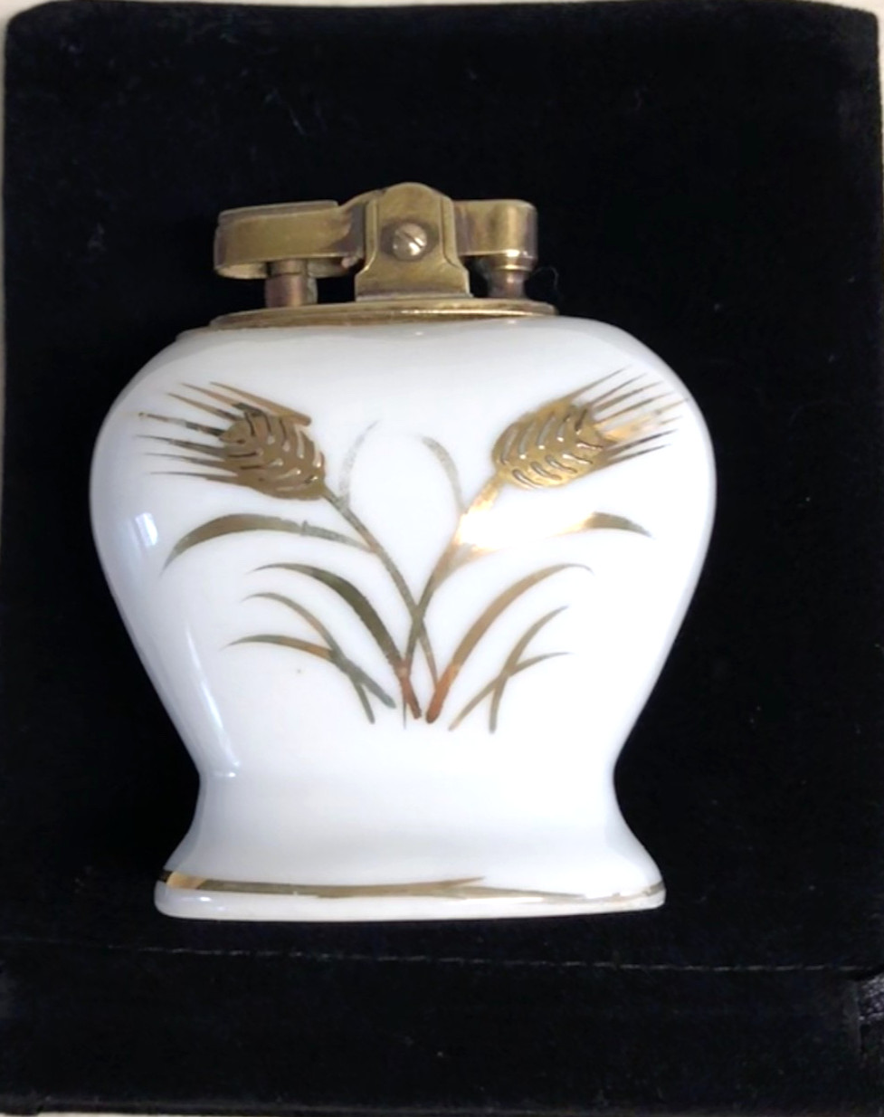 Antique Canadian An Enterprise Exclusive Toronto Bone China Table Lighter RARE Antique Canadian An Enterprise Exclusive Toronto Bone China Table Lighter RARE