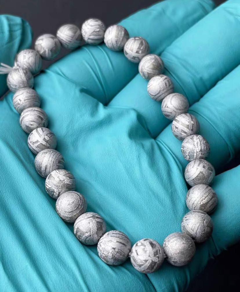 8mm Aletai iron meteorite Bracelet Circular 25Pieces bead Meteorite bracelet 8mm Aletai iron meteorite Bracelet Circular 25Pieces bead Meteorite bracelet