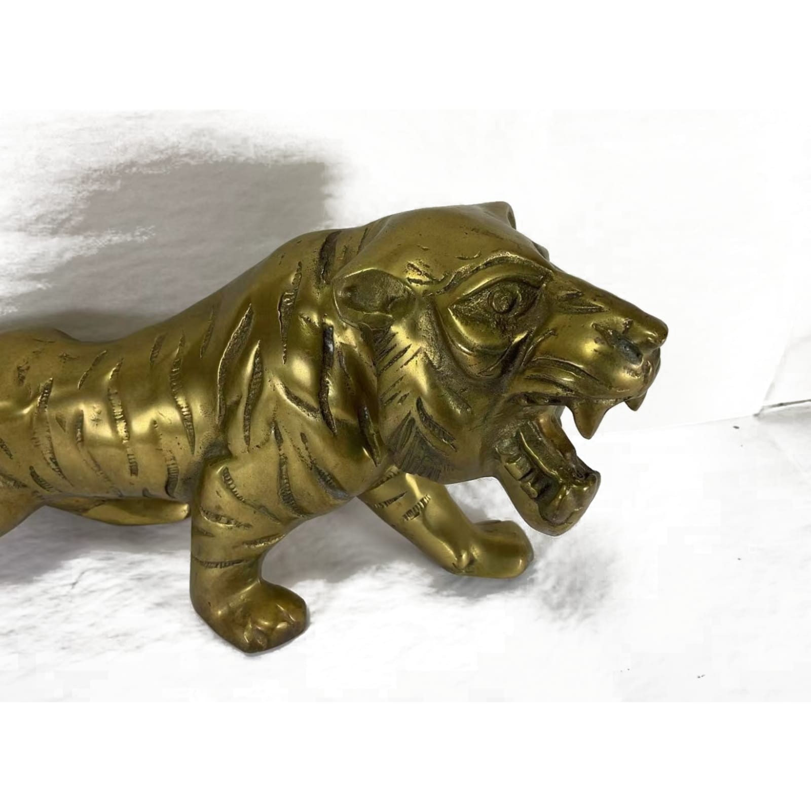 VTG Brass Large Bengal Tiger Statue Mid-Century Jungle Hollywood Regency Decor VTG Brass Large Bengal Tiger Statue Mid-Century Jungle Hollywood Regency Decor