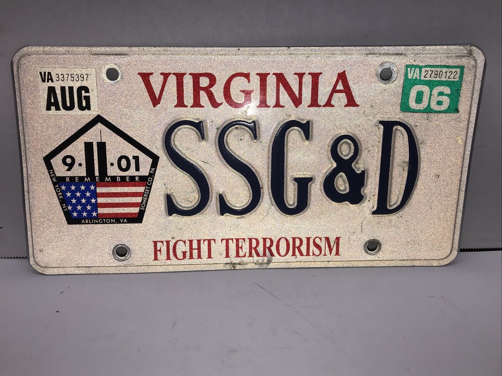 SINGLE VIRGINIA LICENSE PLATE - SSG&D - REMEMBER 9/11 - FIGHT TERRORISM 2006