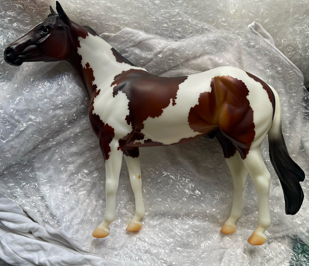 Breyer Traditional Model Horse ideal series paint horse #1839