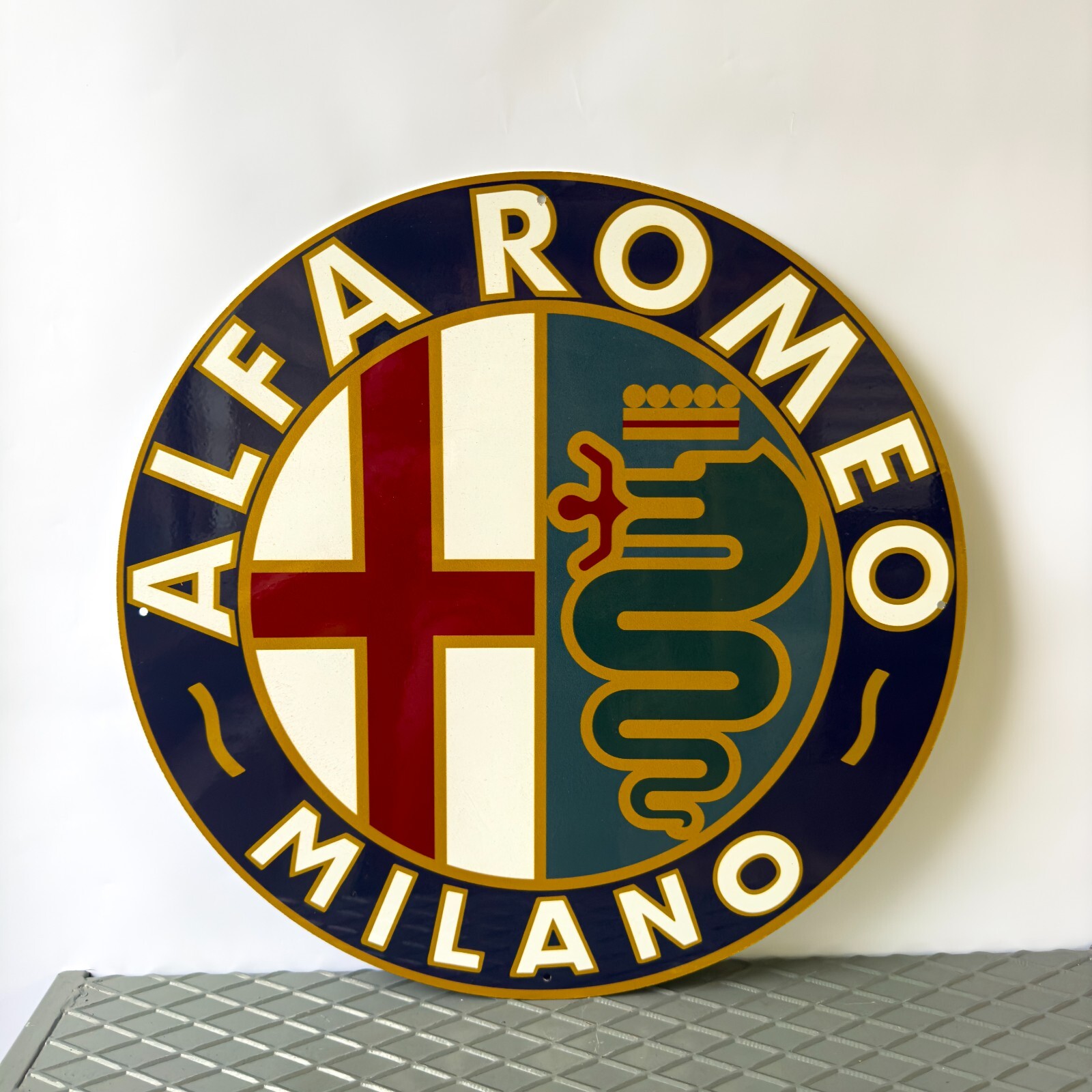 Vintage High-Quality Alfa Romeo Sign - XL Alfa Romeo MILANO sign - 19.7" (50cm) Vintage High-Quality Alfa Romeo Sign - XL Alfa Romeo MILANO sign - 19.7" (50cm)