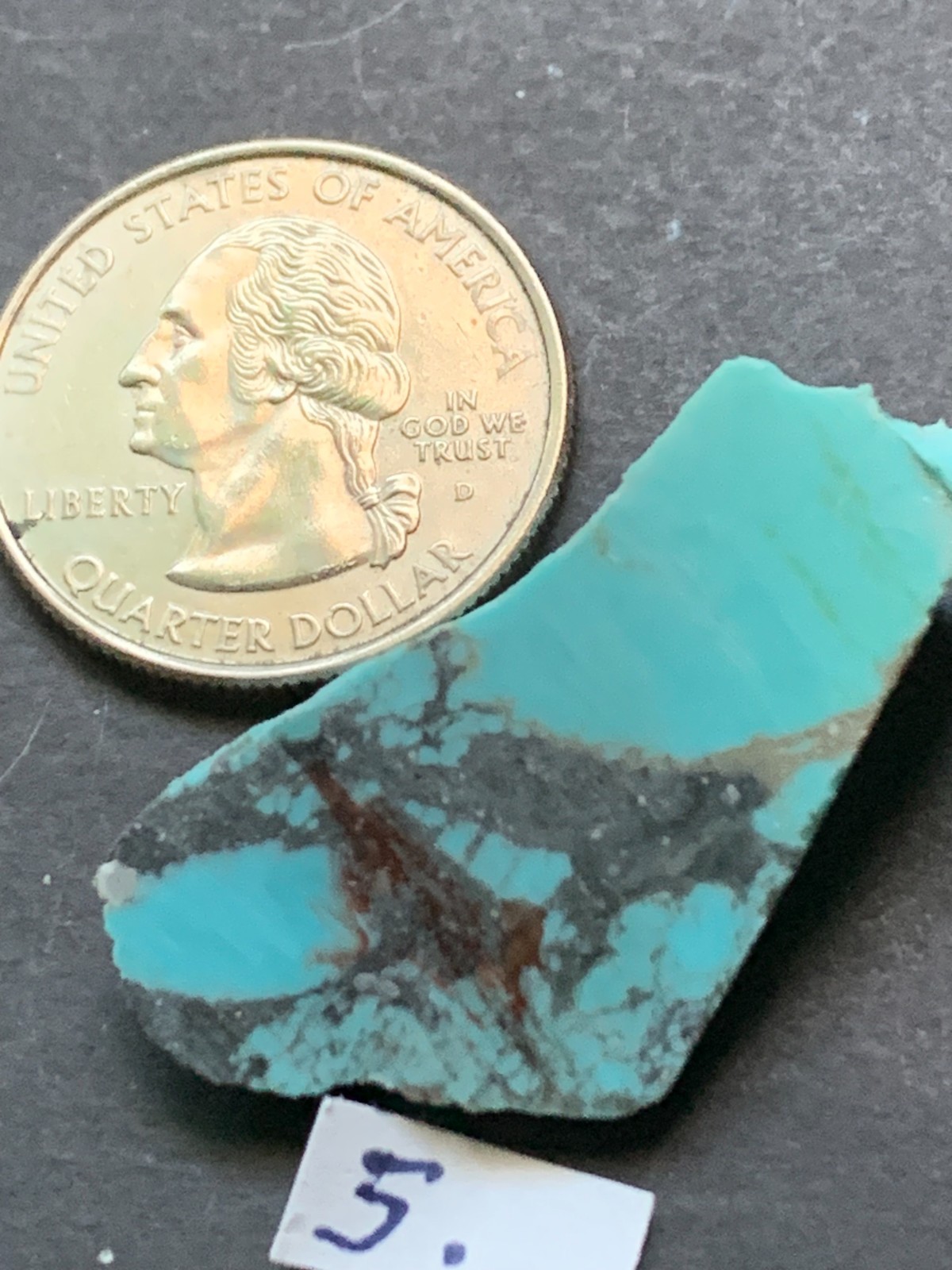 2 NICE PIECES OF GENUINE KINGMAN TURQUOISE, 9.3 GRAMS TW, 2 NICE PIECES OF GENUINE KINGMAN TURQUOISE, 9.3 GRAMS TW,