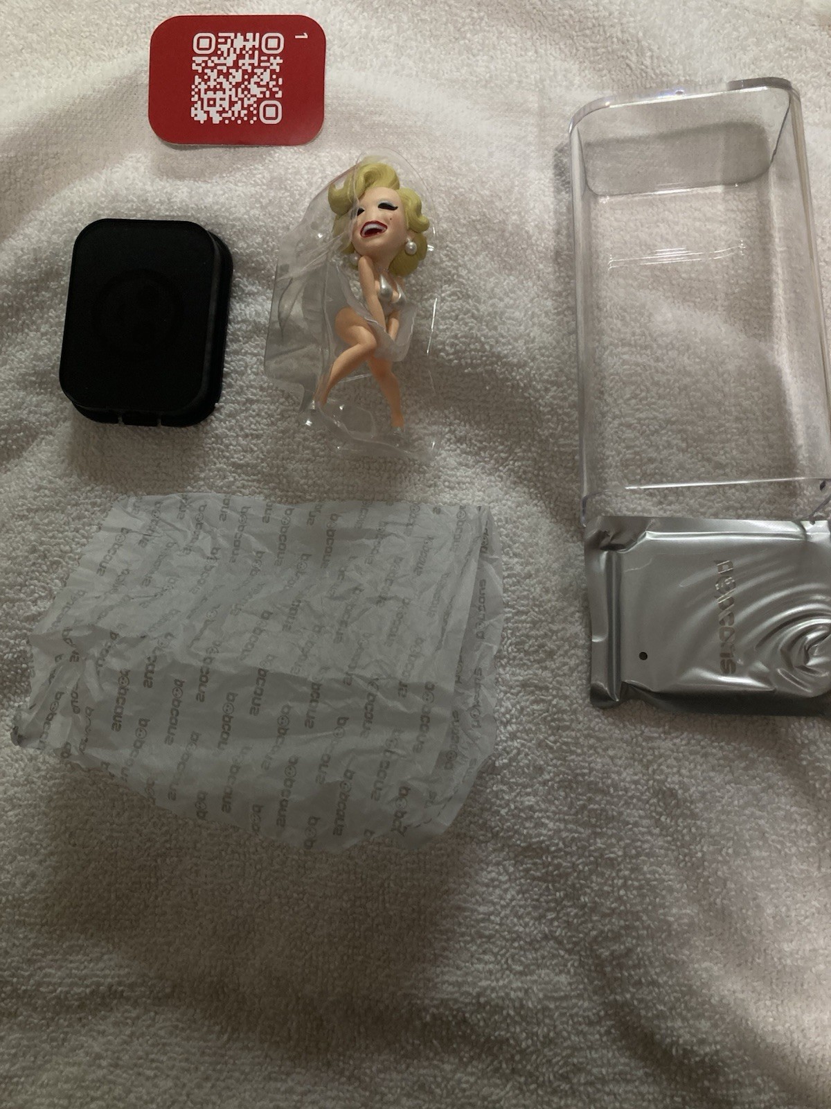 ZURU Starbox POPCONS Legends Marilyn Monroe Blind Box Action Figure Open Box ZURU Starbox POPCONS Legends Marilyn Monroe Blind Box Action Figure Open Box