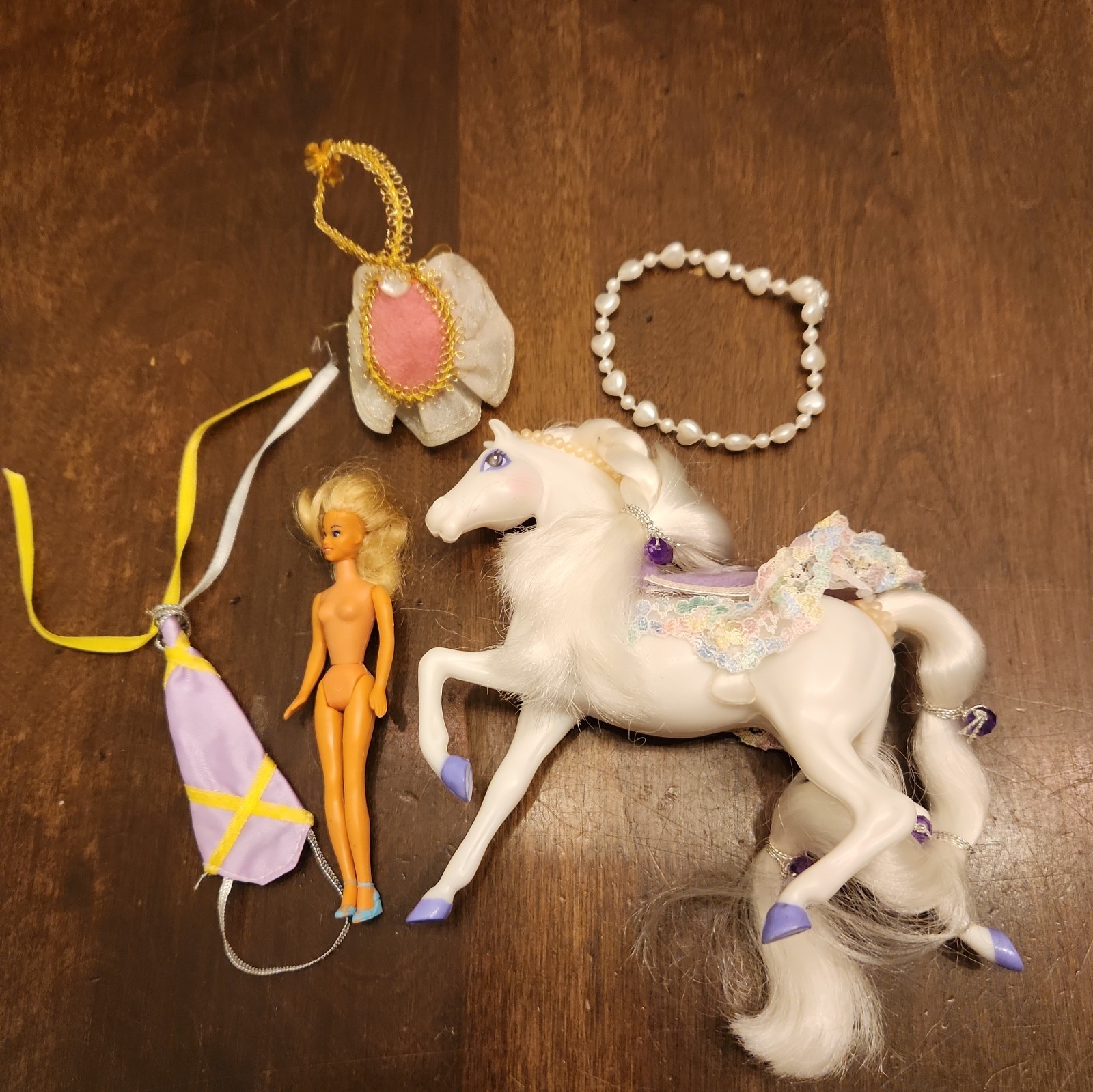 Vintage 1987 Marchon Enchanted Kingdom Princess Guinevere & Jasmine Horse Set