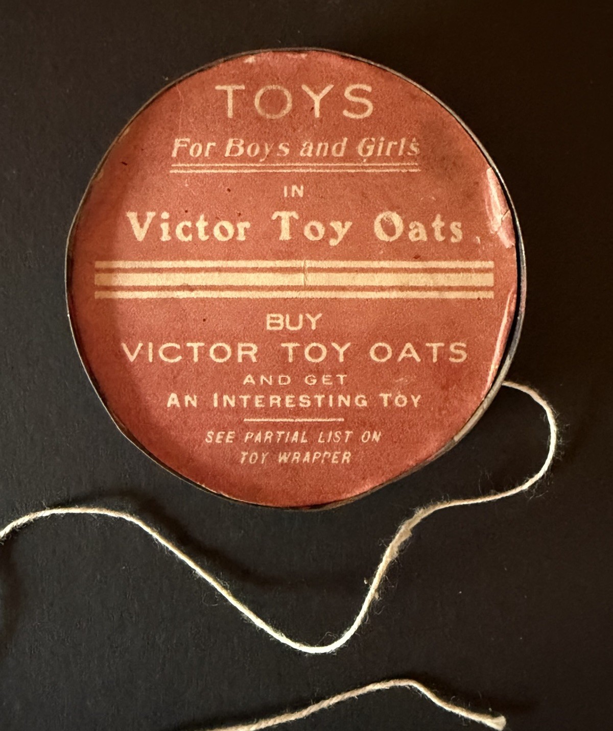 RARE Antique VICTOR TOY OATS Metal Yo-Yo Cereal Premium Toy & Paper Inserts RARE Antique VICTOR TOY OATS Metal Yo-Yo Cereal Premium Toy & Paper Inserts