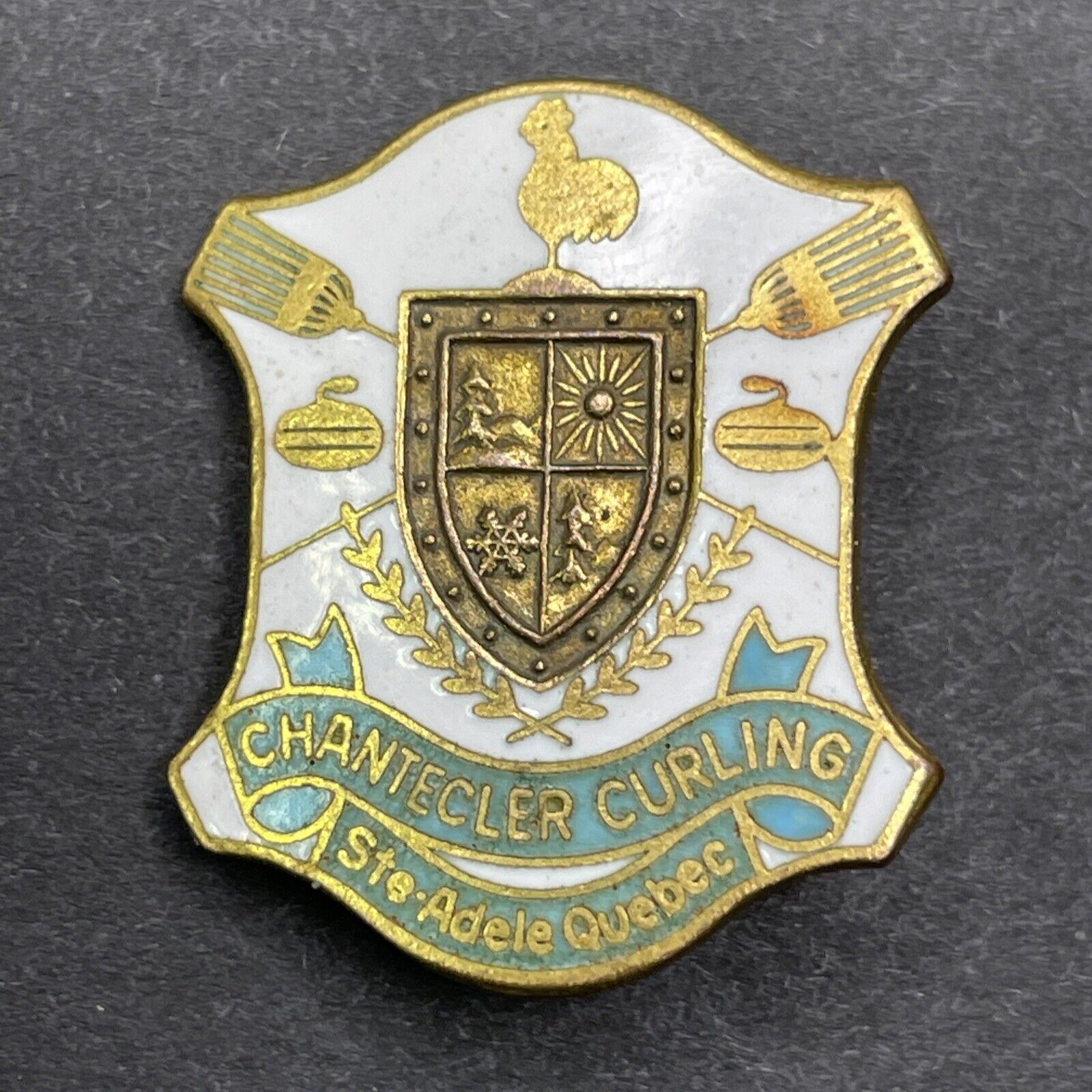 Vintage 1950s Chantecler Curling Club Membership Pin Ste-Adele Quebec Canada